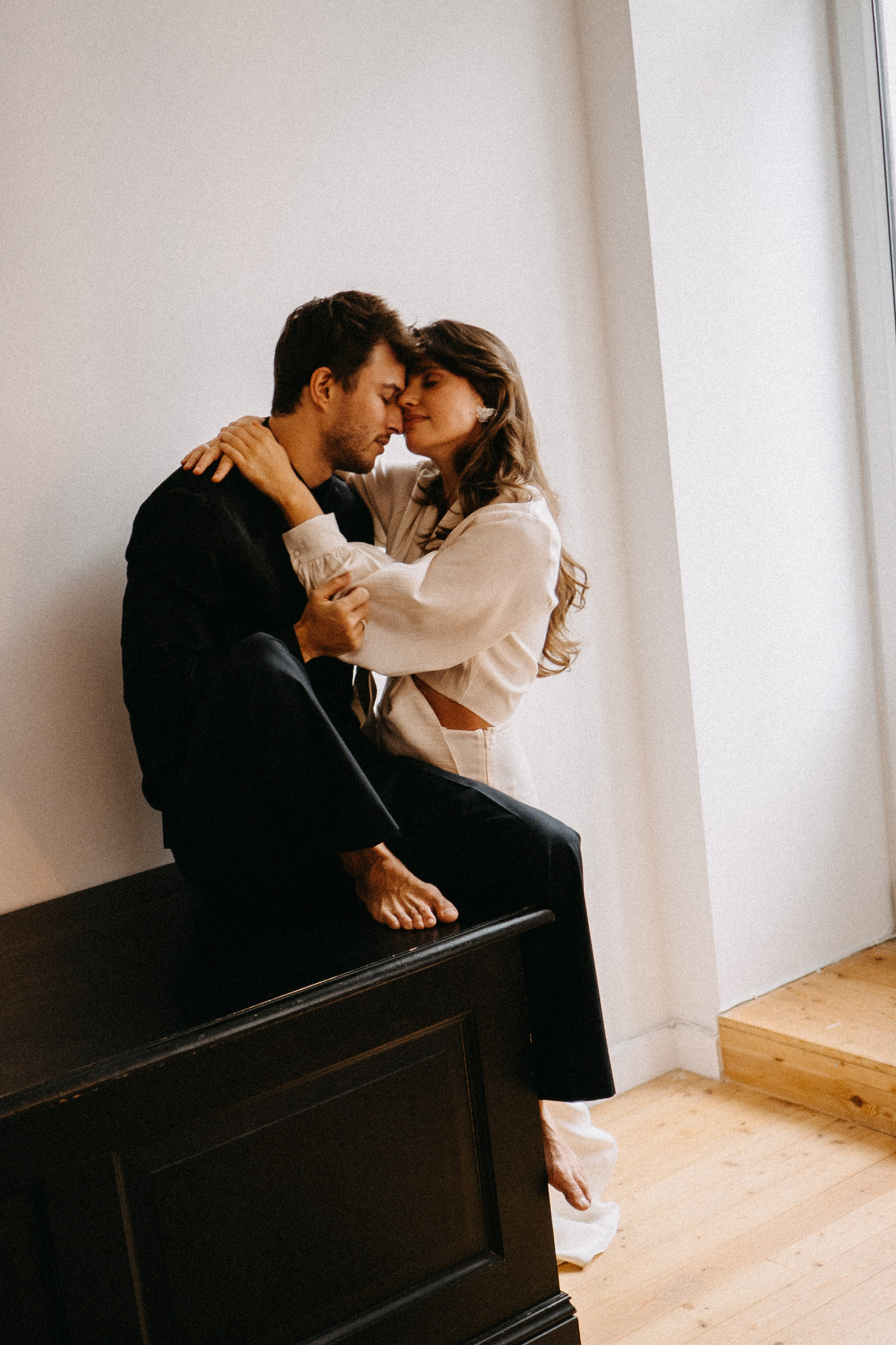 СБОРЫ ЖЕНИХА И НЕВЕСТЫ В УЮТНОЙ КВАРТИРЕ В ЦЕНТРЕ САНТК-ПЕТЕРБУРГА. Профессиональный фотограф, Санкт-Петербург — Виктория Богомолова