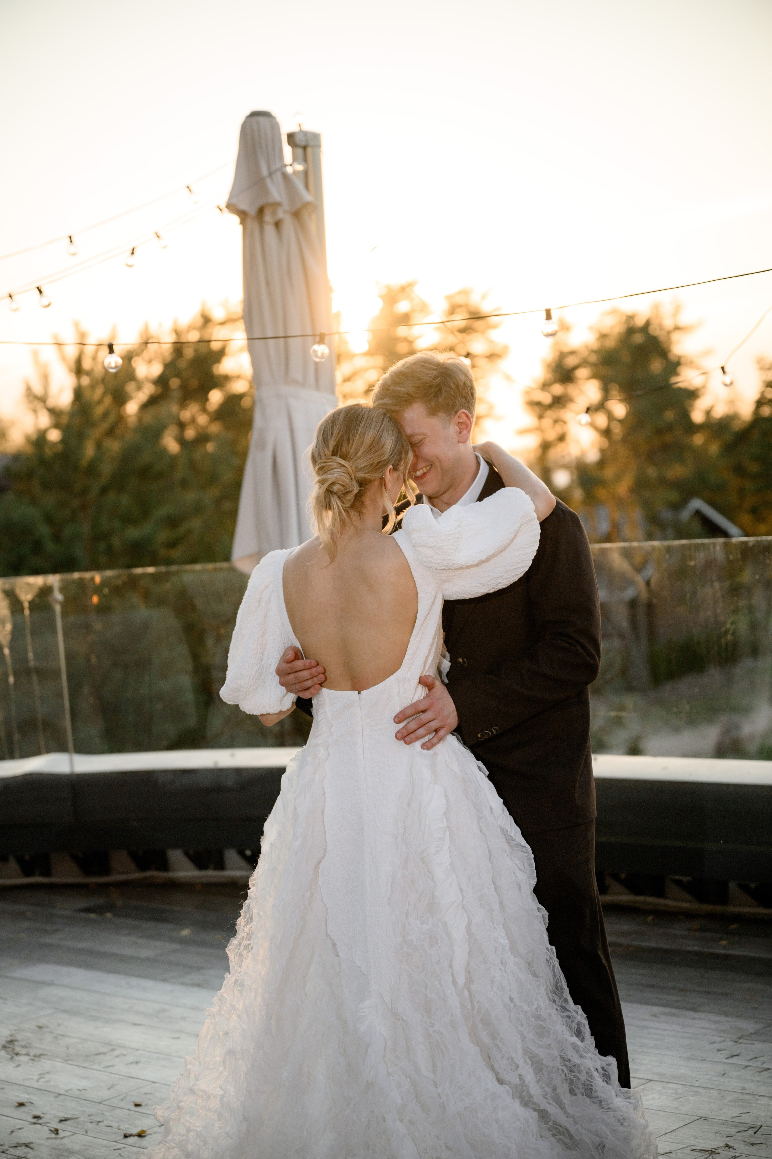 На берегу залива. Свадебный фотограф в Санкт-Петербурге, Москве, СПб Сергей Поддубный