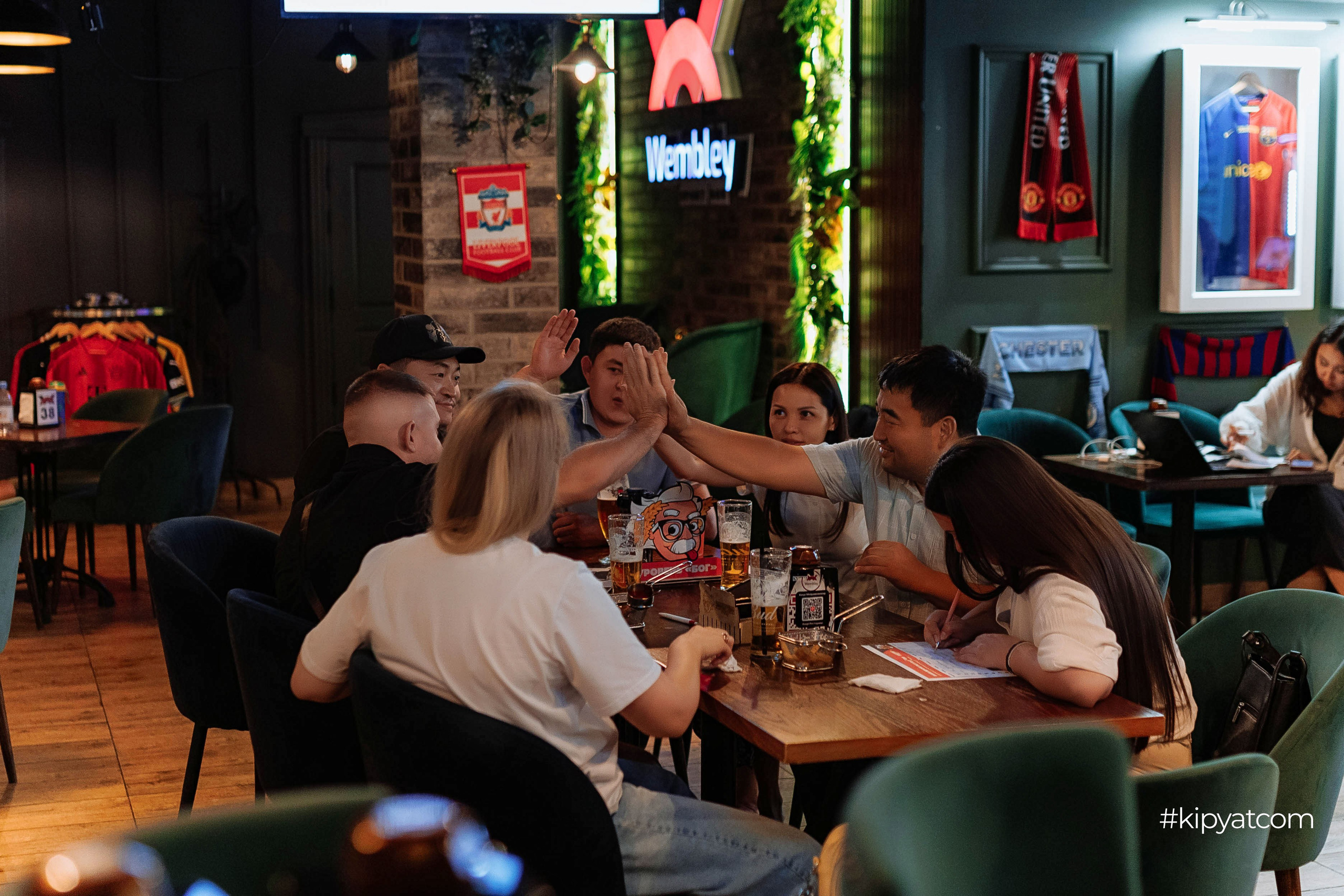 Эйнштейн Party