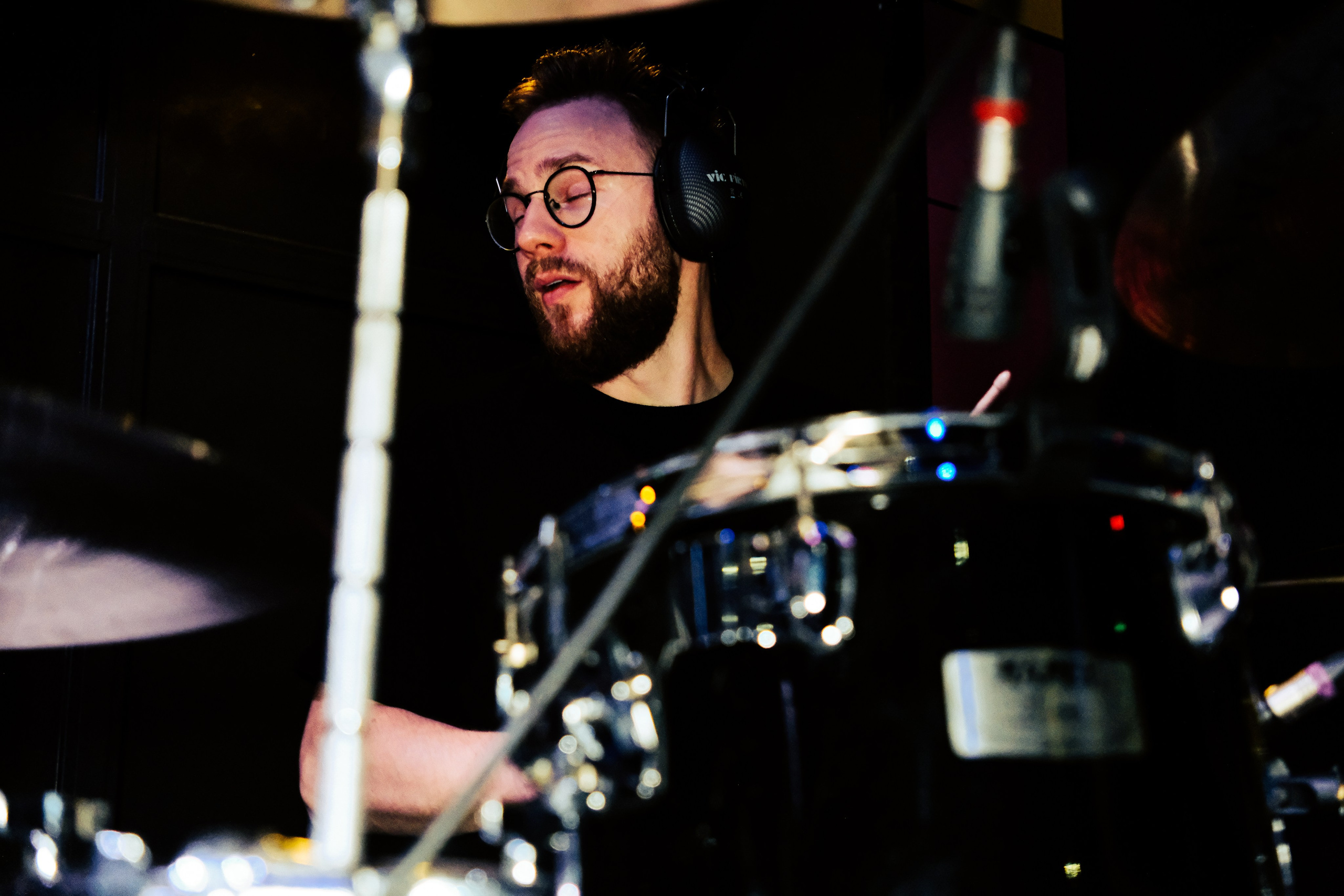 Концерт. Фотограф и видеограф в Тюмени Анна Жагорина, ваши фото еще не отдавали так быстро!