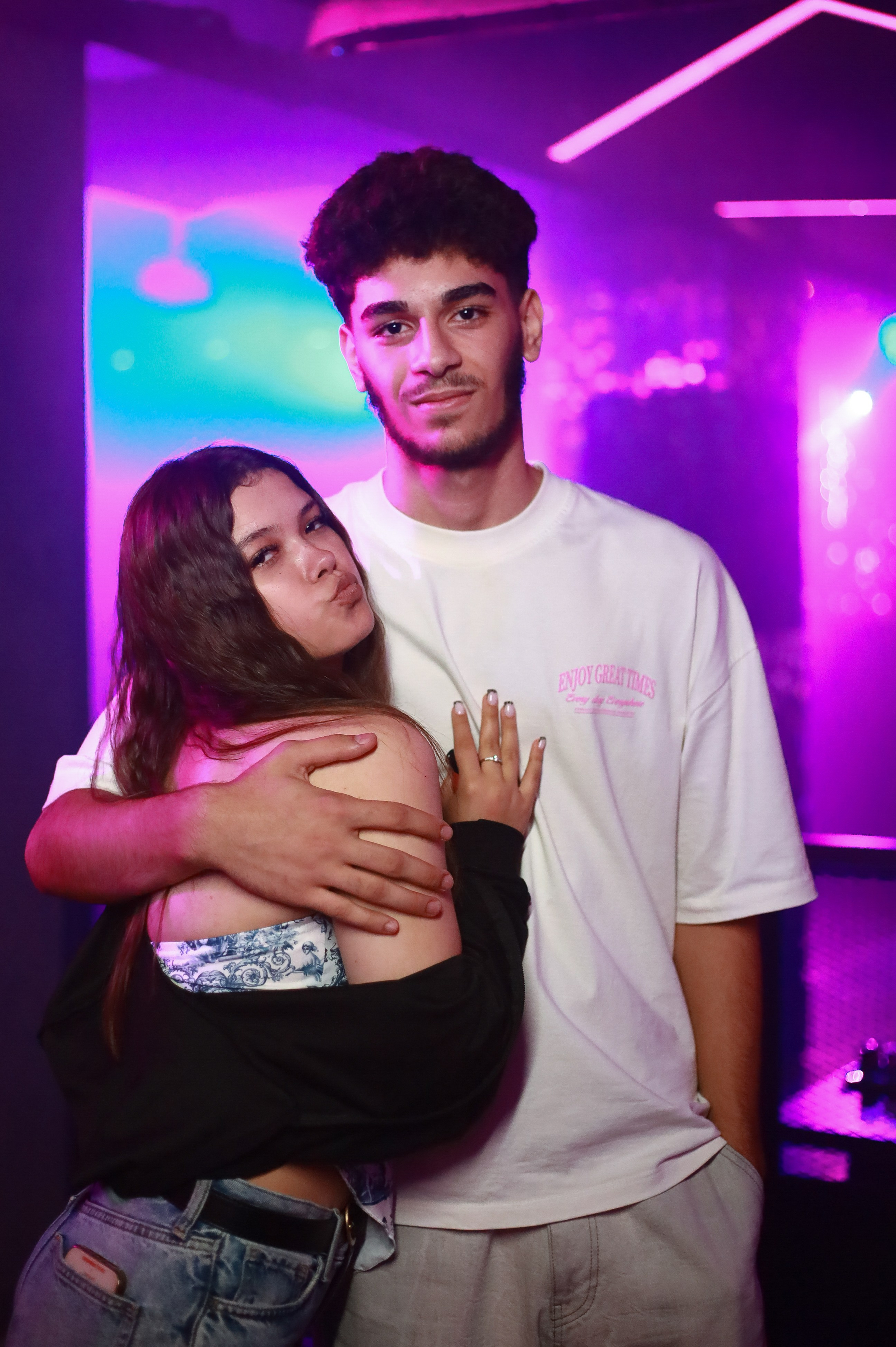 Клуб Резиденция лучшее. Контакты