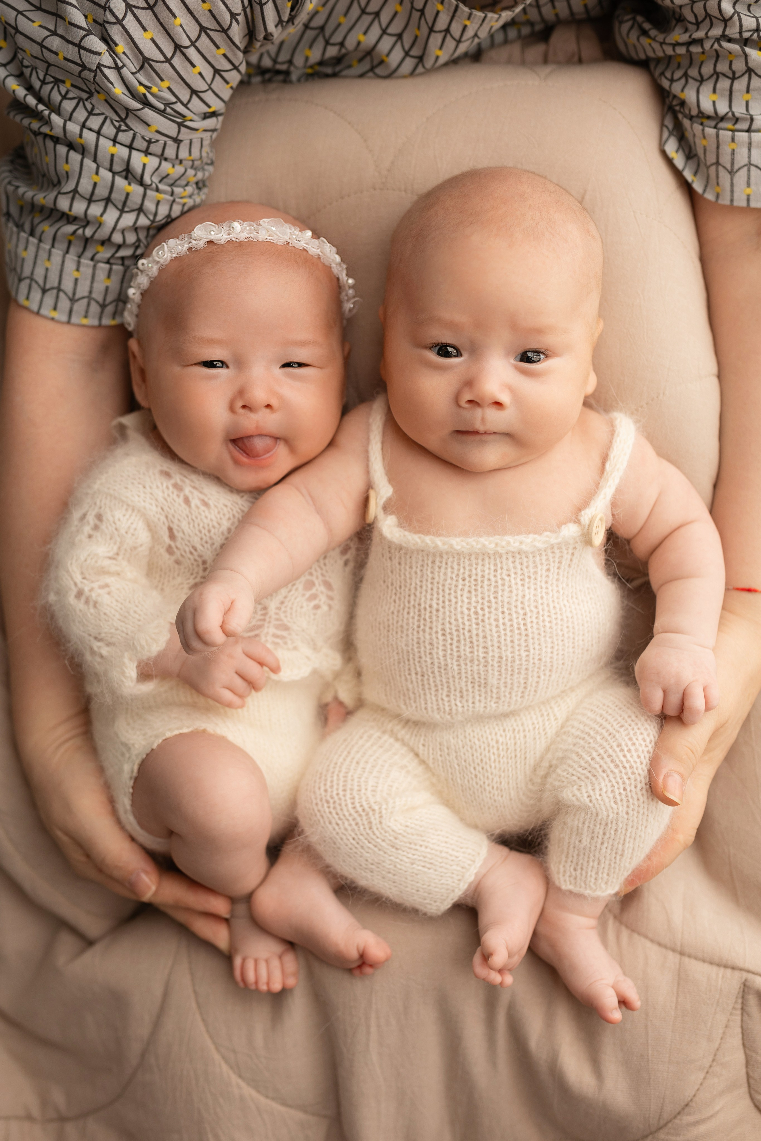 Айару и Амре. Лилия Алтухова — фотограф новорожденных в Москве и области
