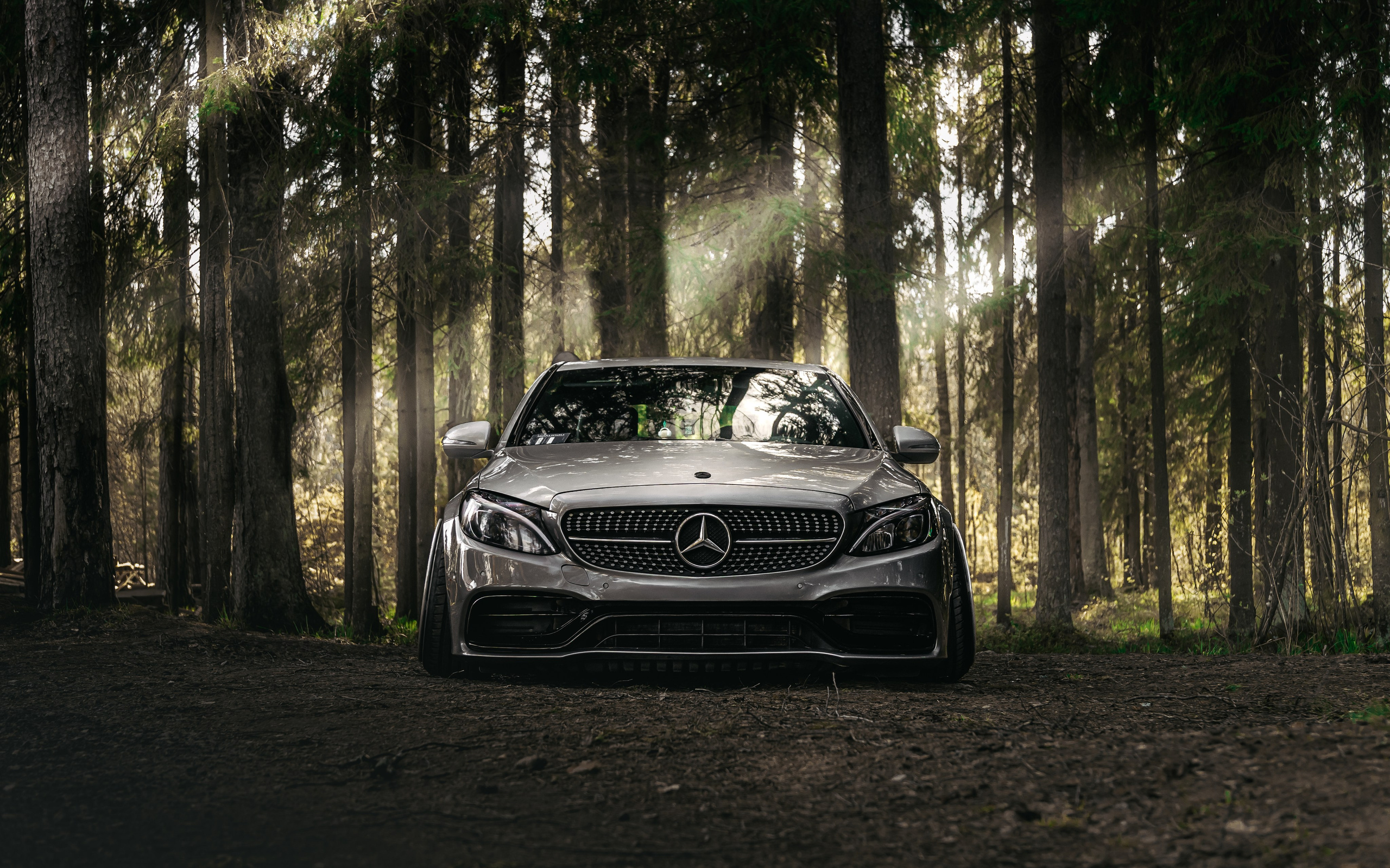 Mercedes benz stance. Opasnophoto