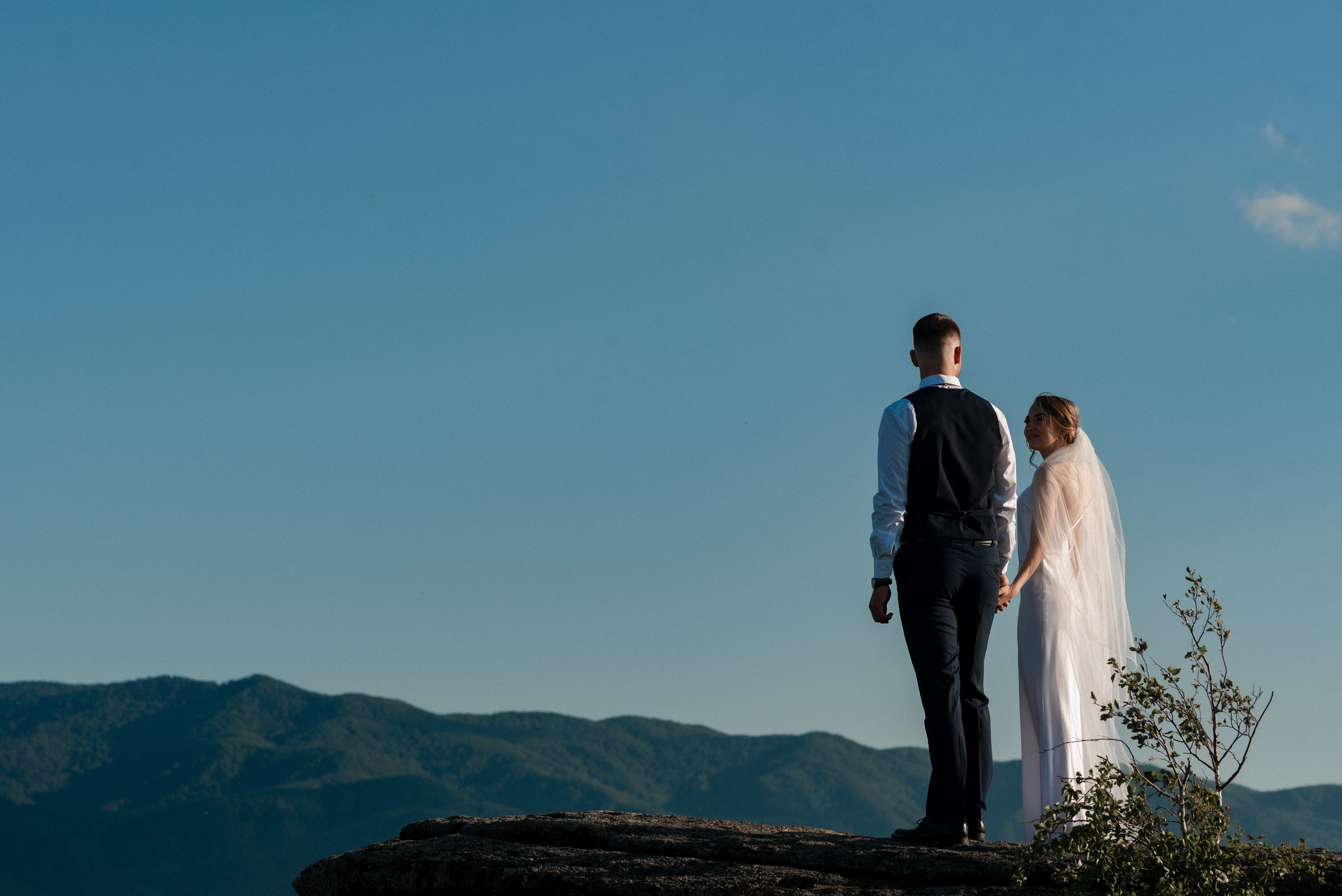Предсвадебная фотосессия в горах. Сергей Богомолов. Свадебный и семейный фотограф