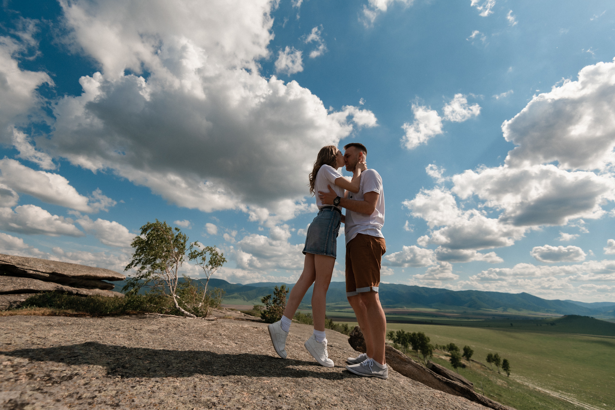 Предсвадебная фотосессия в горах. Сергей Богомолов. Свадебный и семейный фотограф