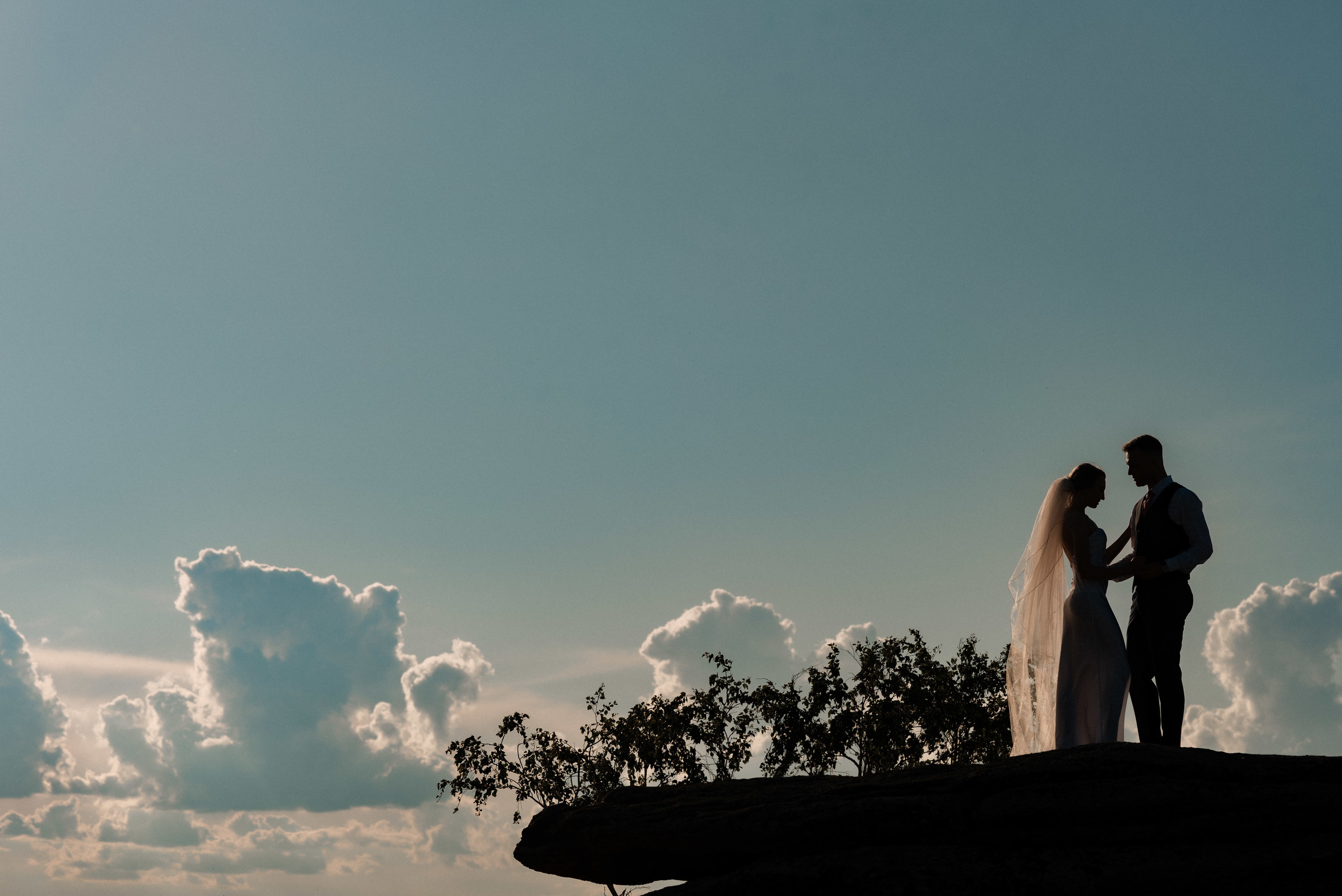 Предсвадебная фотосессия в горах. Сергей Богомолов. Свадебный и семейный фотограф