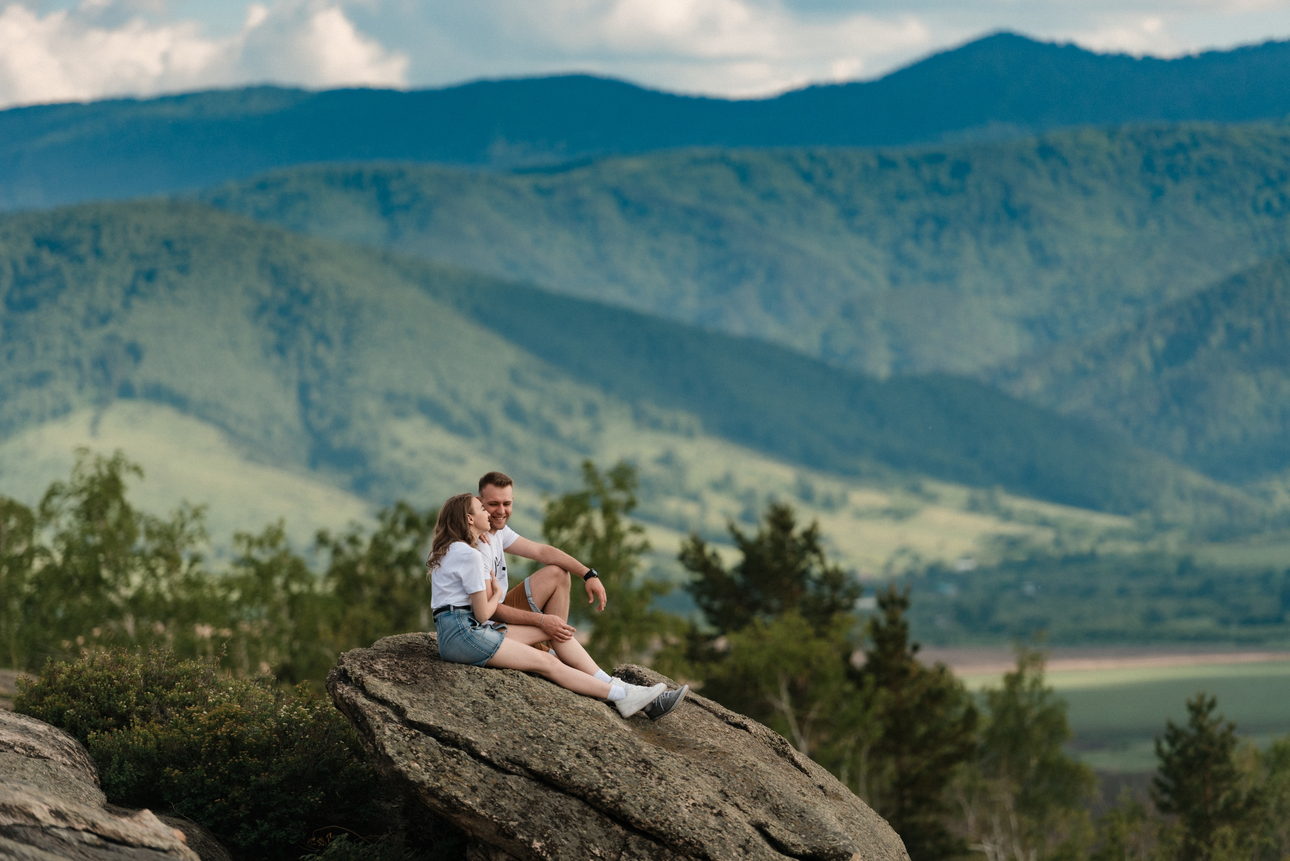 Предсвадебная фотосессия в горах. Сергей Богомолов. Свадебный и семейный фотограф