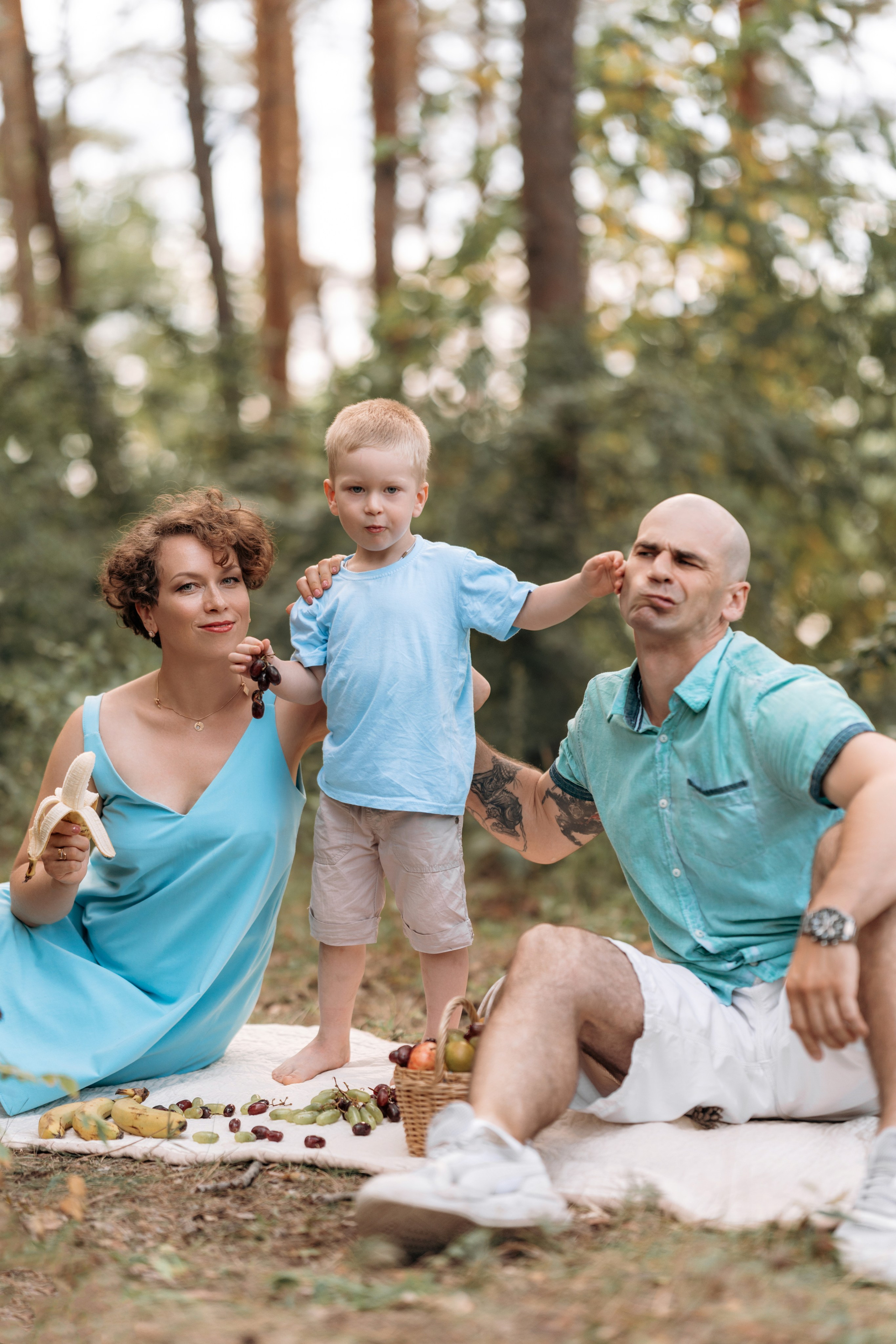 Семья на природе. Семейный и свадебный фотограф в Ульяновске Арина Авдеева