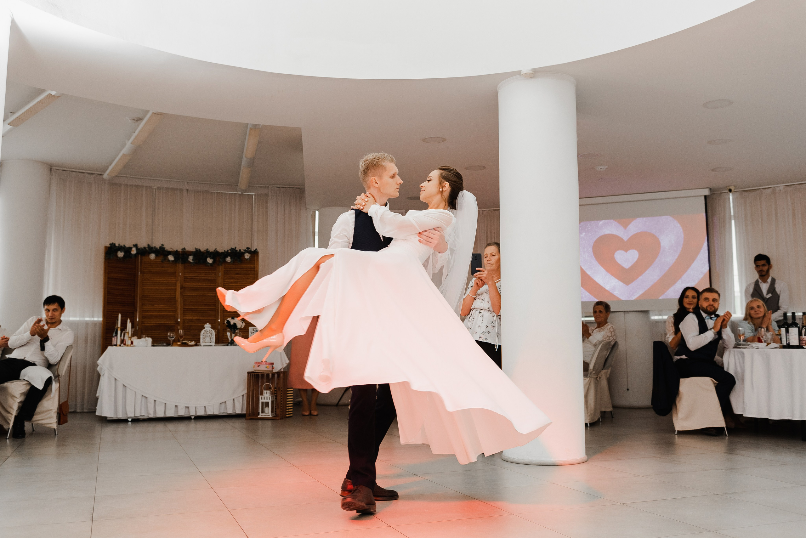 Свадебный фотограф в Екатеринбурге. Свадебная фотосъемка. Свадебный фотограф в Екатеринбурге