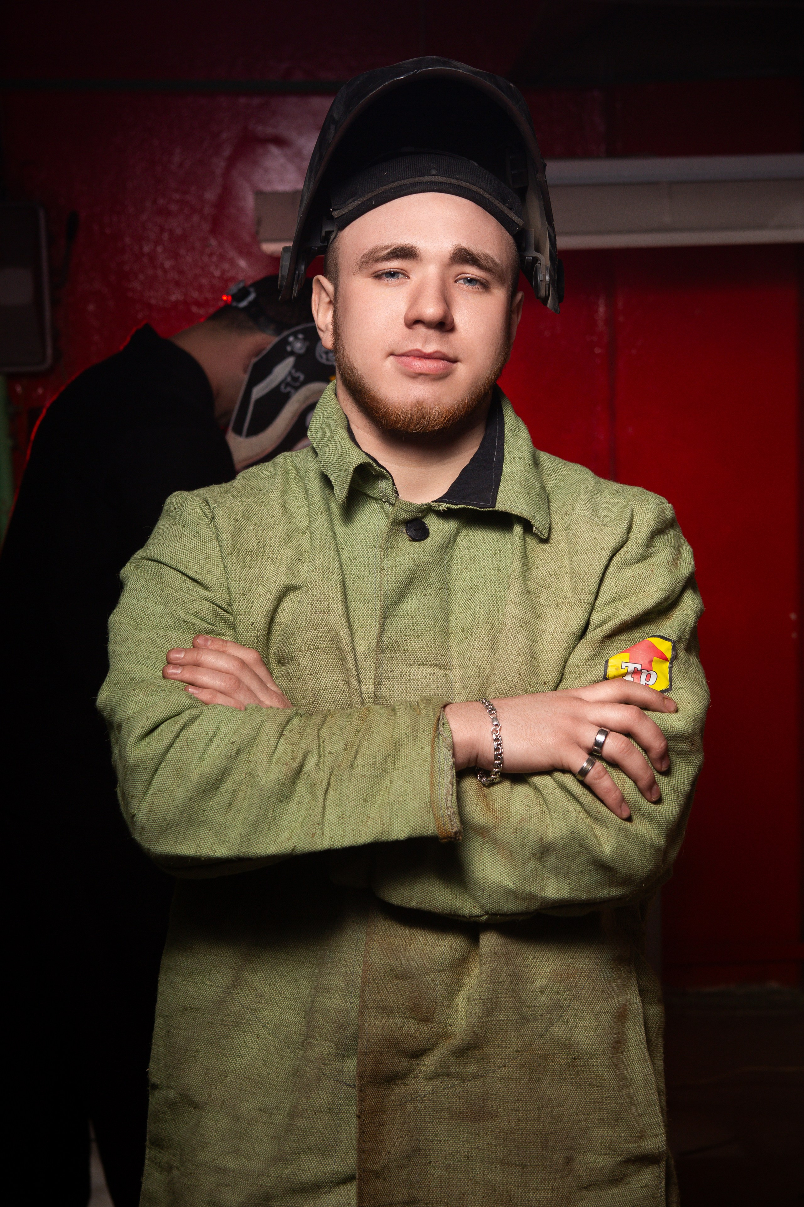 Портретная Фотосессия в Цеху для Выпускников Сварщиков | Твой Альбом Мценск. ТВОЙ АЛЬБОМ / ТВОИ ПРАВИЛА