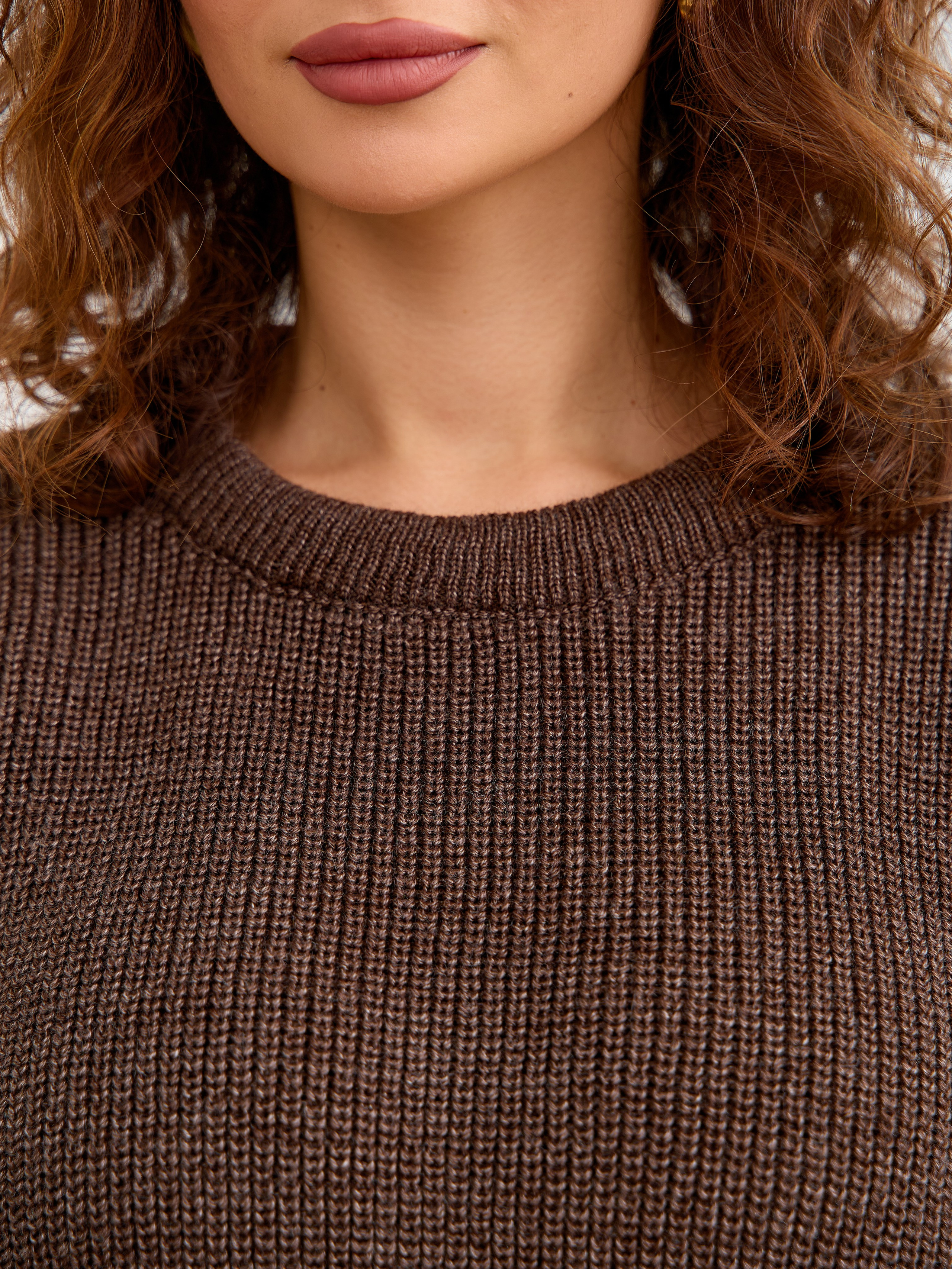 Свитер. Фотограф для маркетплейсов в Москве