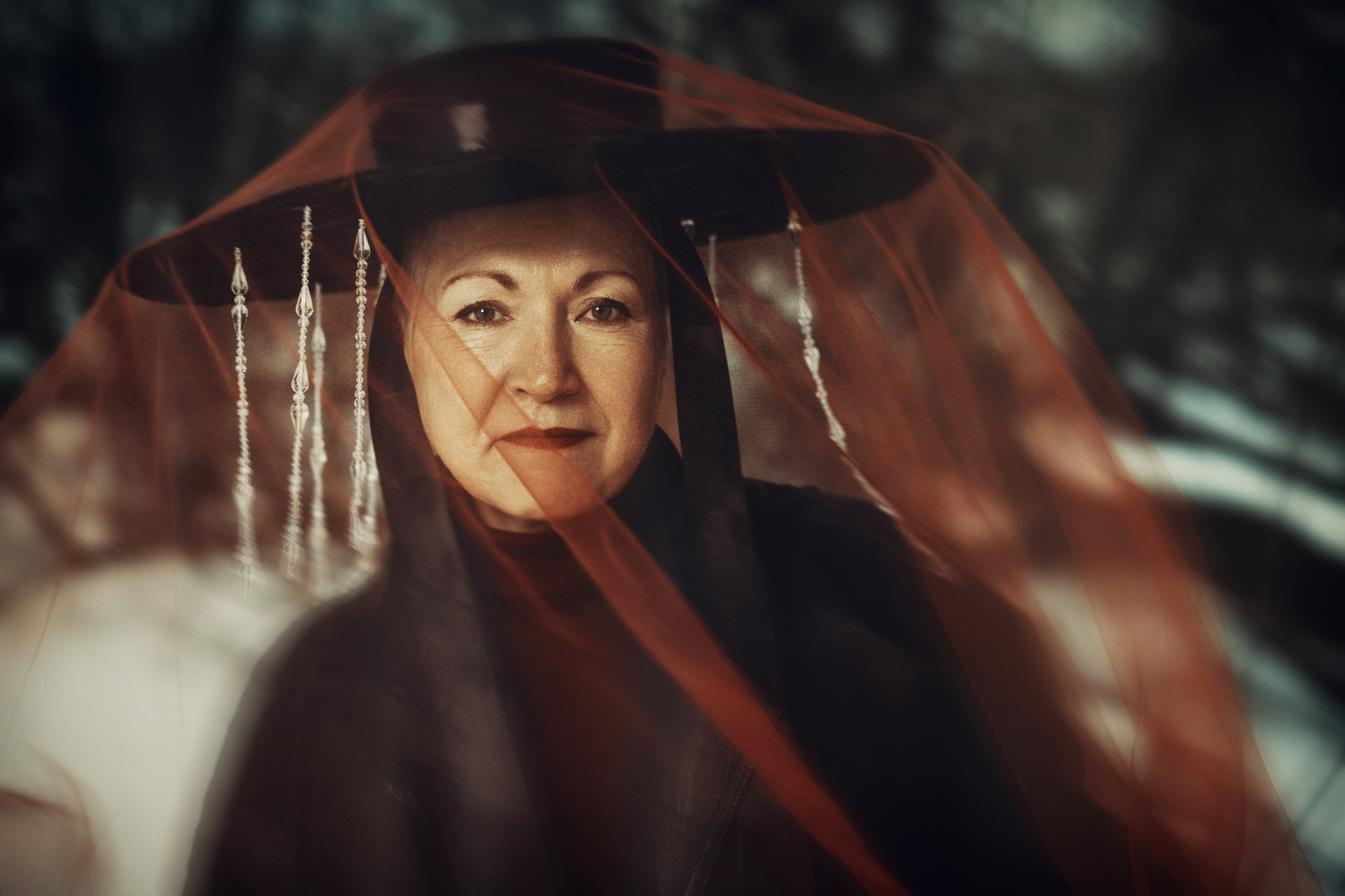 Когда стихают все голоса, слышно только одно: зов пути, по которому она идёт. Портретный и свадебный фотограф Москва Лучин Сергей