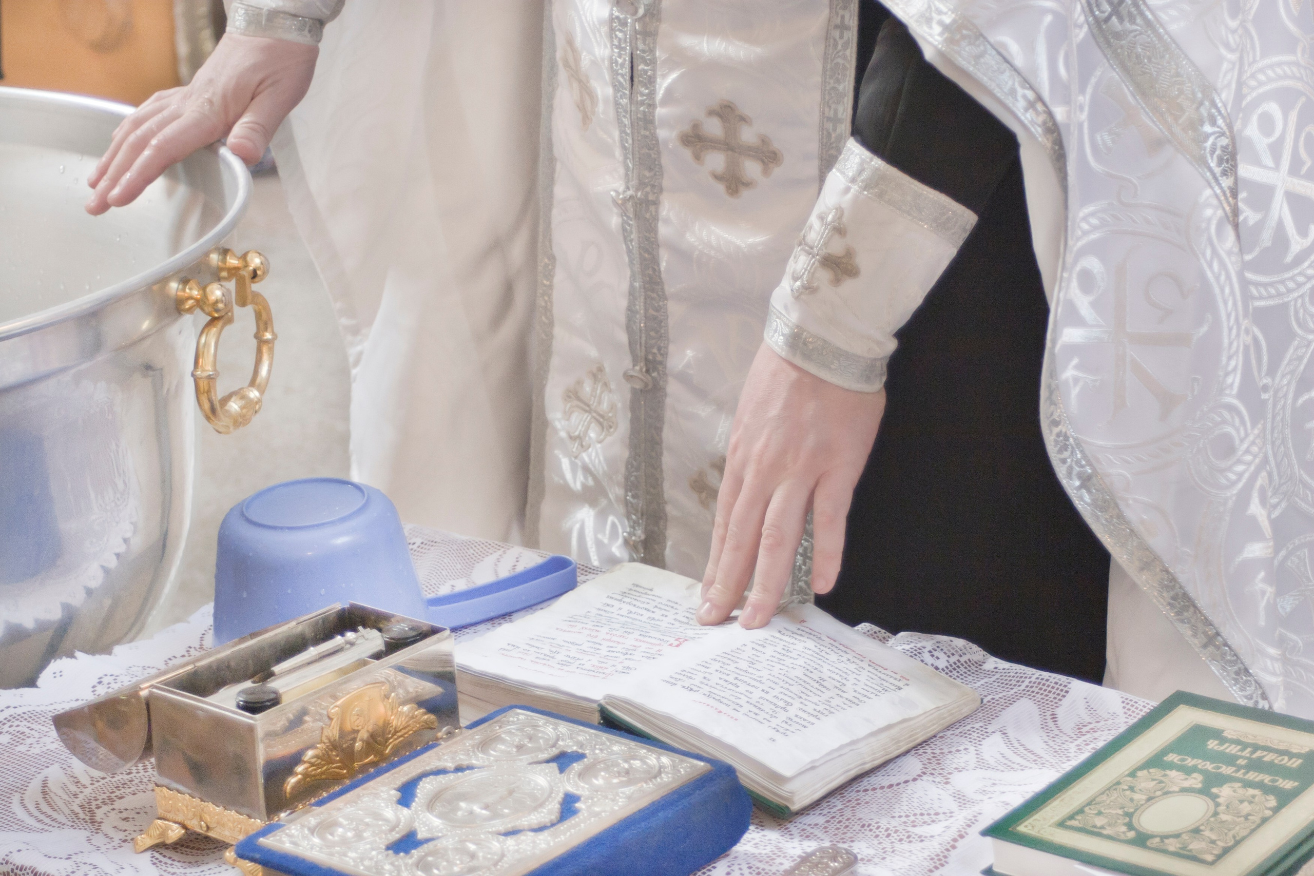 Крестины малыша Егора. Фотограф Нина Брандт в Горном Алтае