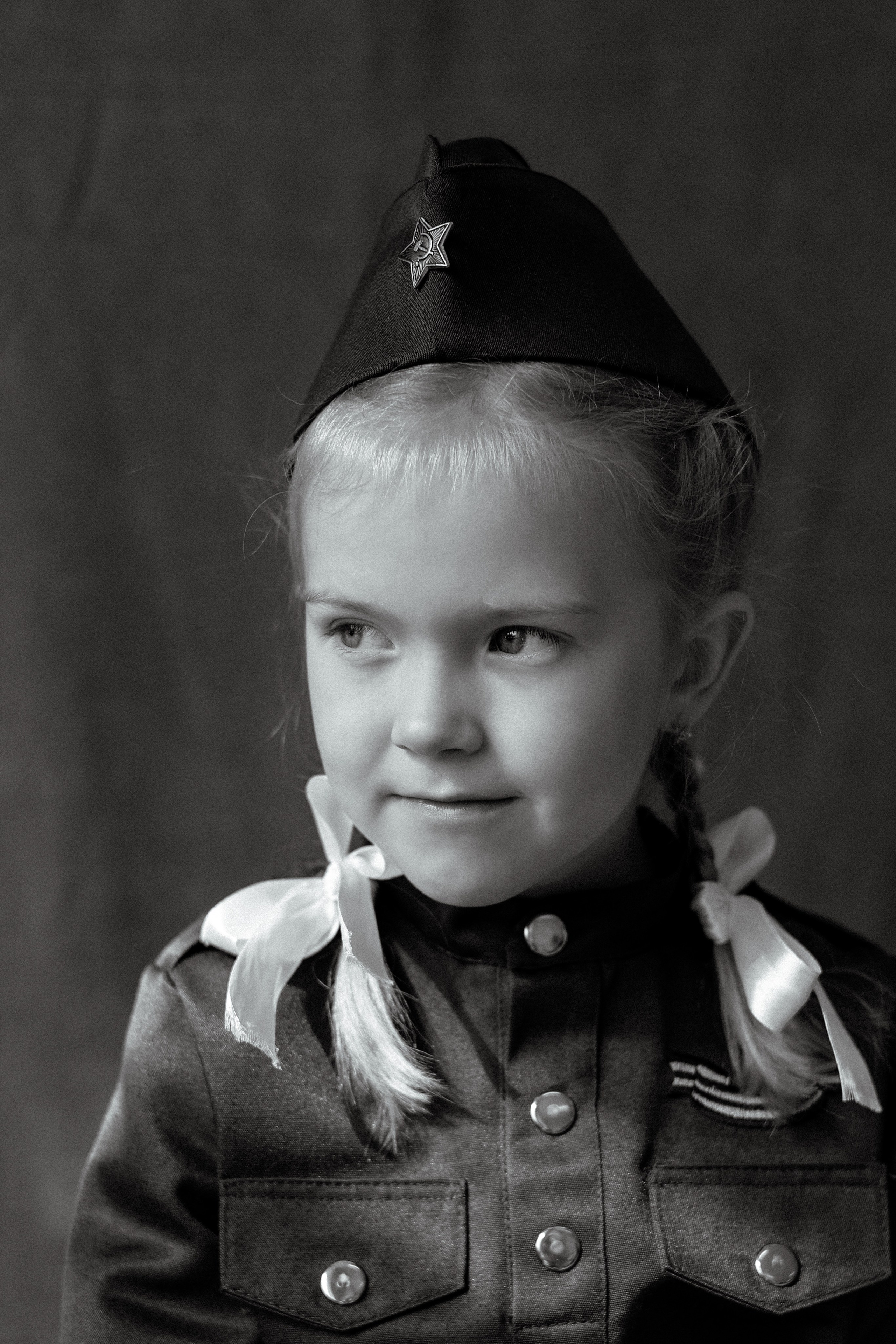 Съемки утренников в садах. Мания, портретный фотограф в городе Оренбург