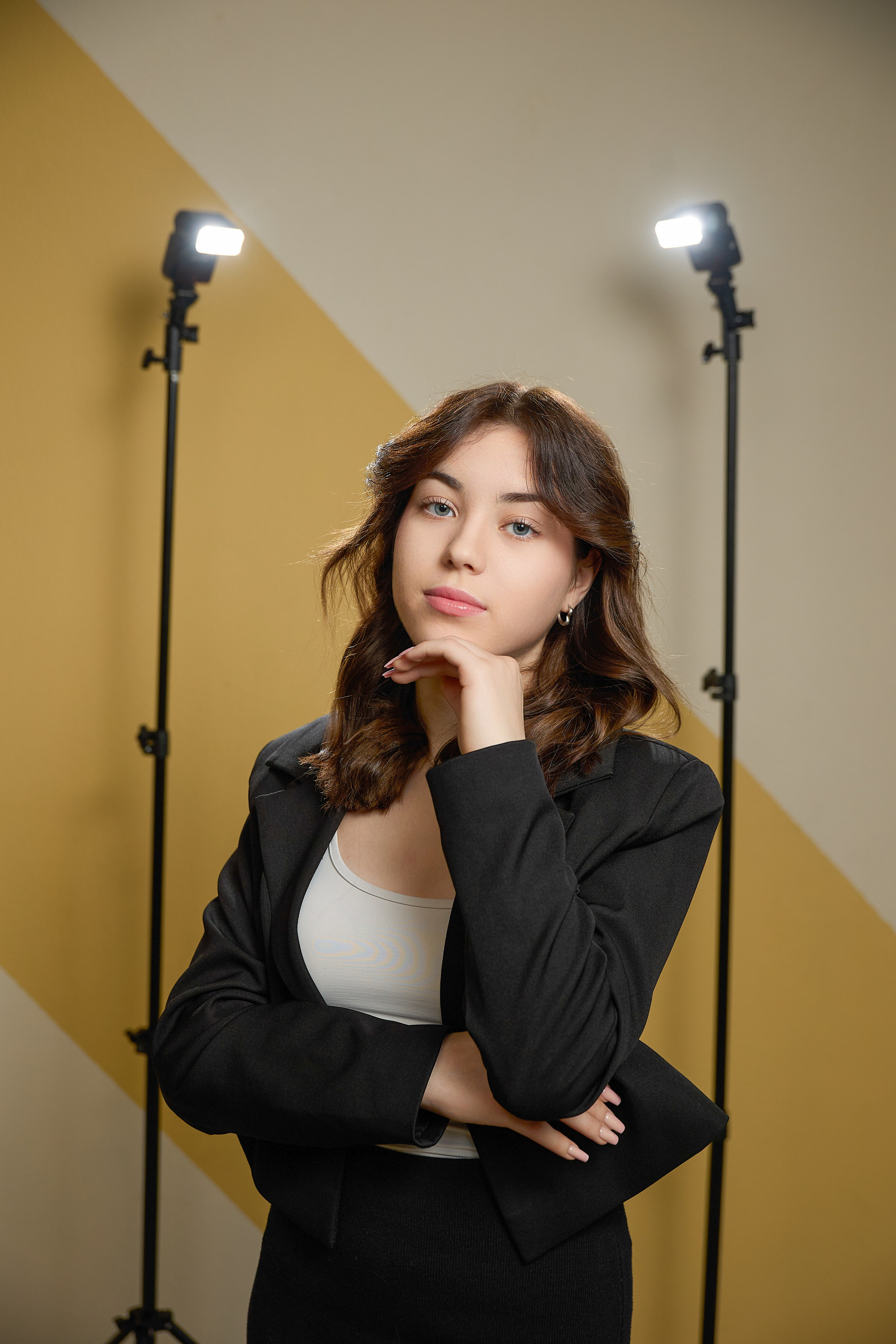 Книга выпускника  9 и 11 класс "Лофт" Тюмень. Выпускные альбомы в Тюмени для школ, садов, вузов спортивных секций