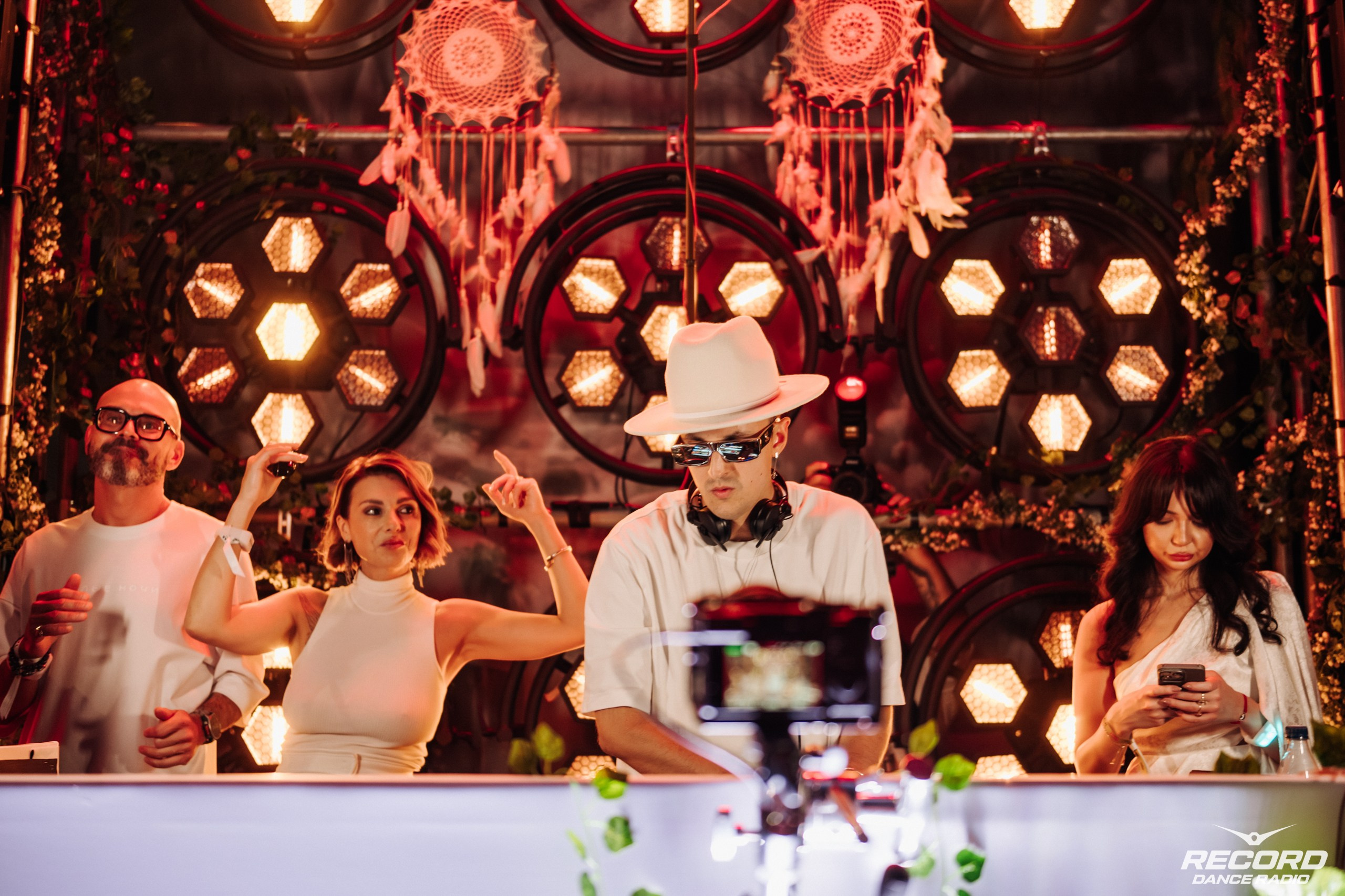 БЕЛАЯ. Репортажный фотограф Санкт-Петербург