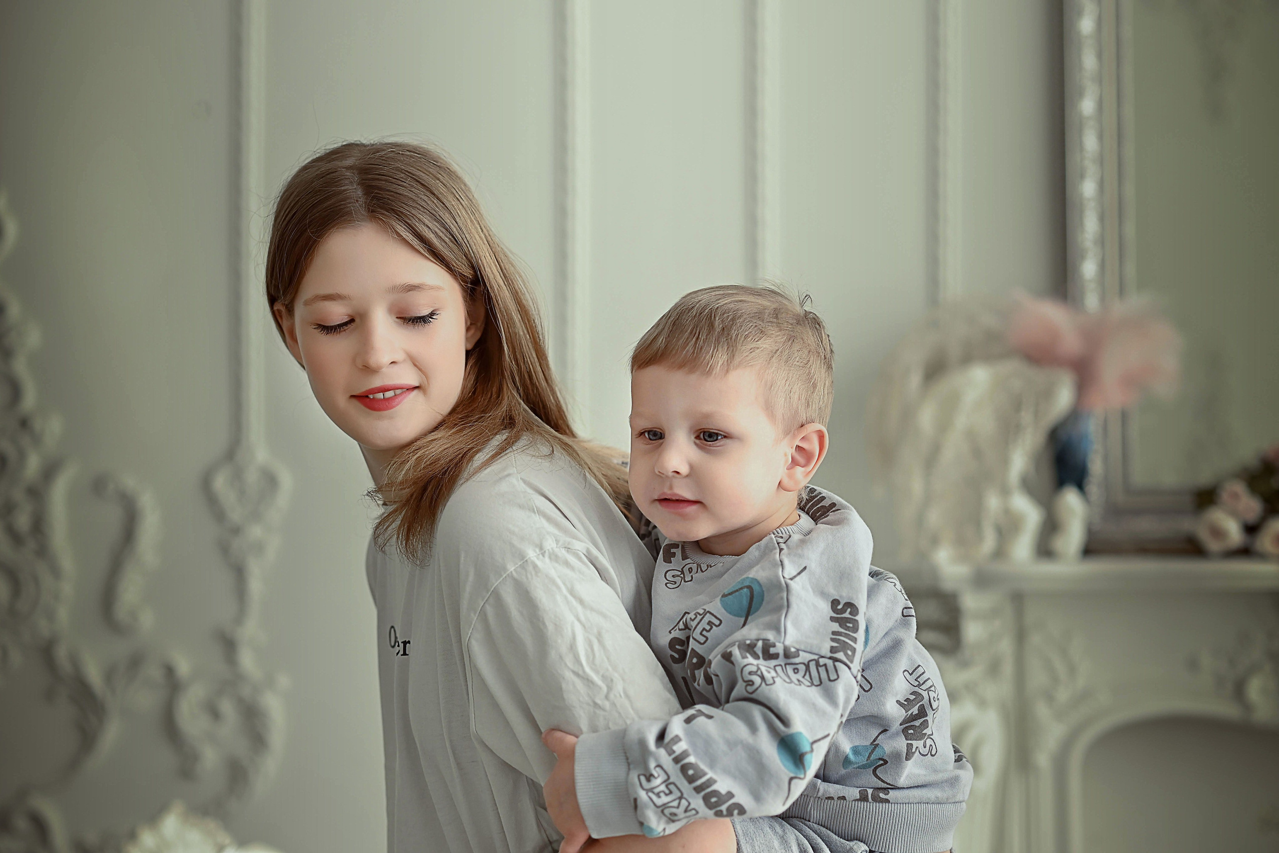 Юлия, Ульяна, Любаша и Илюша. Фотографы крещения/венчания  Красноярск Татьяна и Вячеслав Переваловы