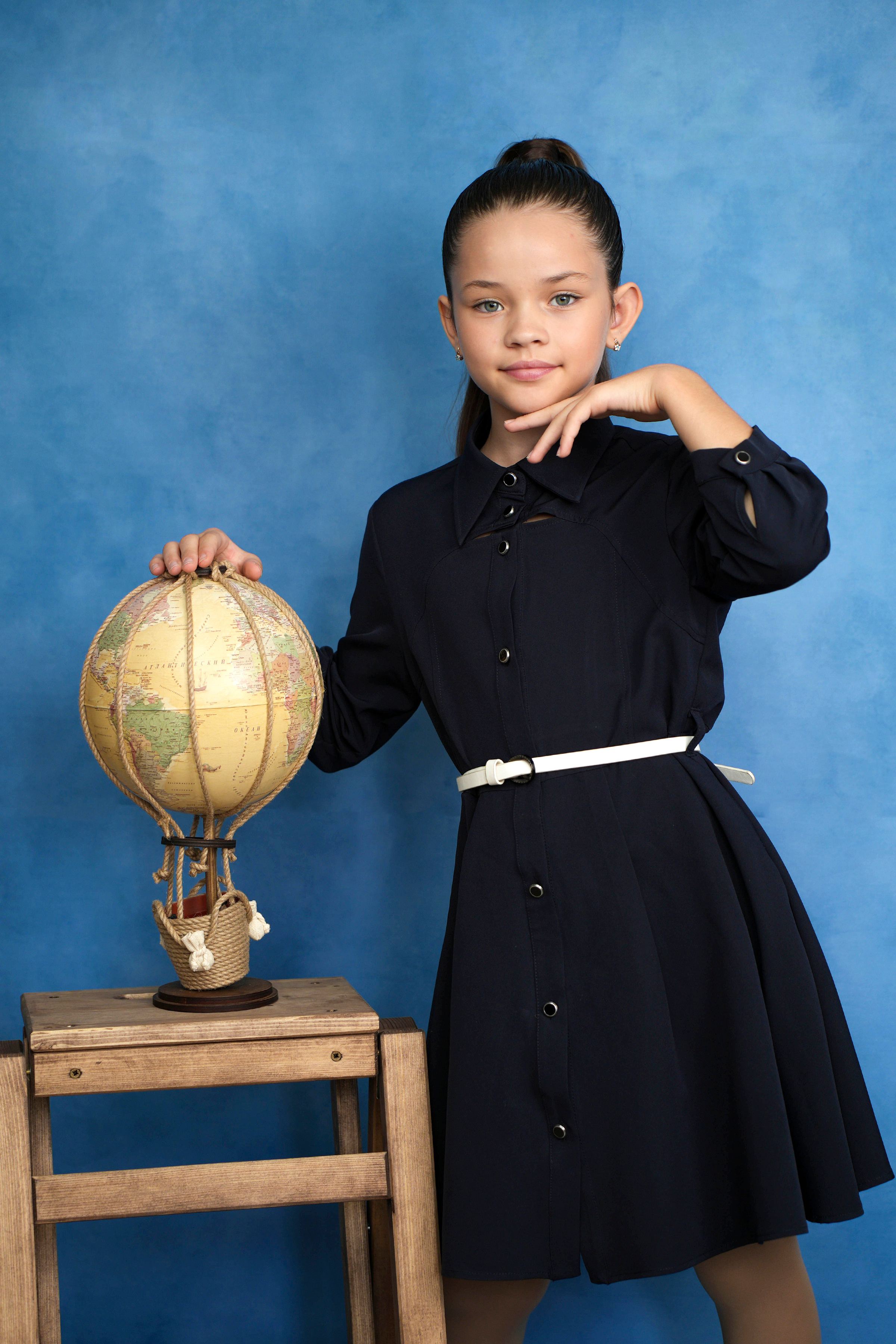 Фон начальные классы. Школьная фотография Поповы