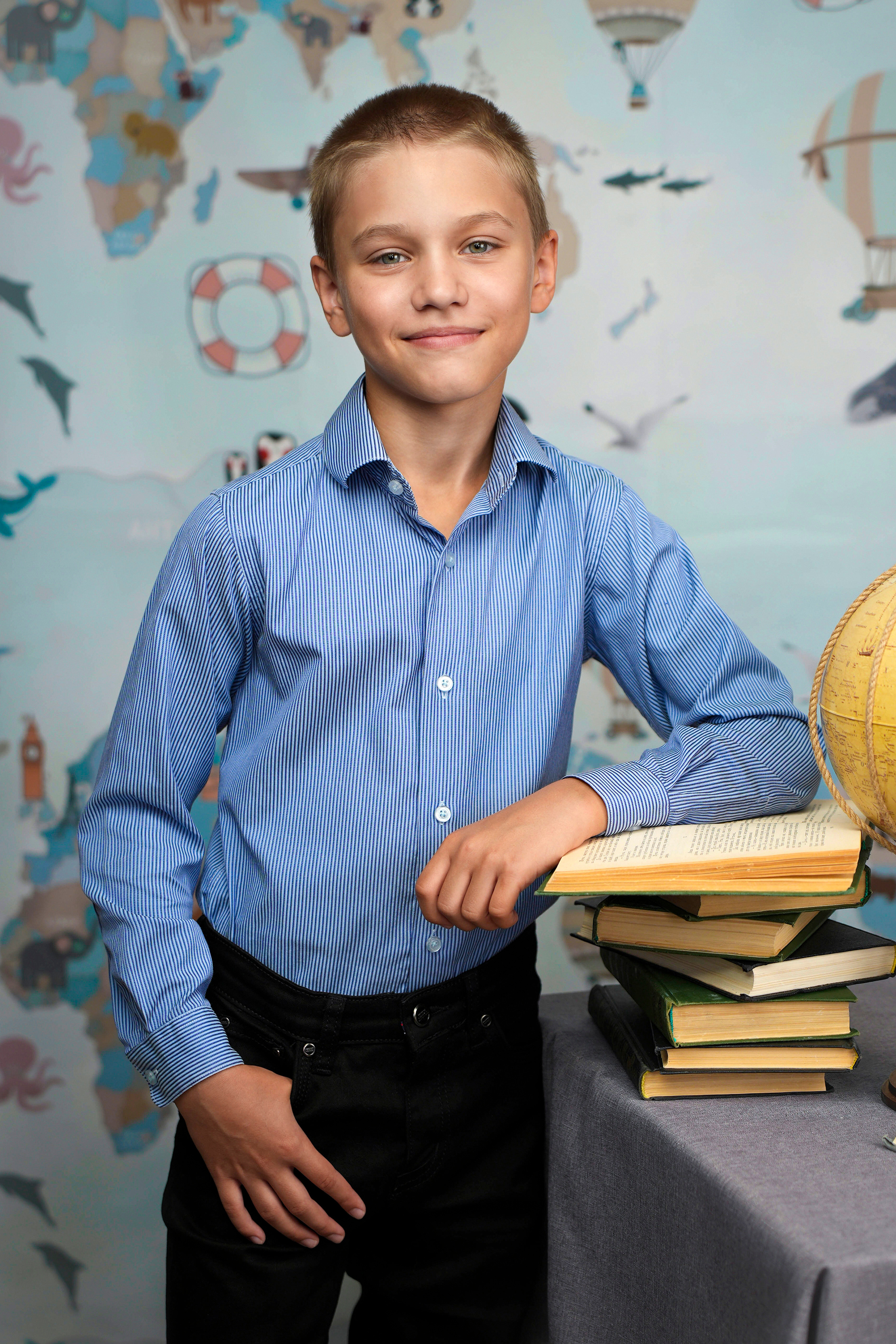 Фон начальные классы. Школьная фотография Поповы