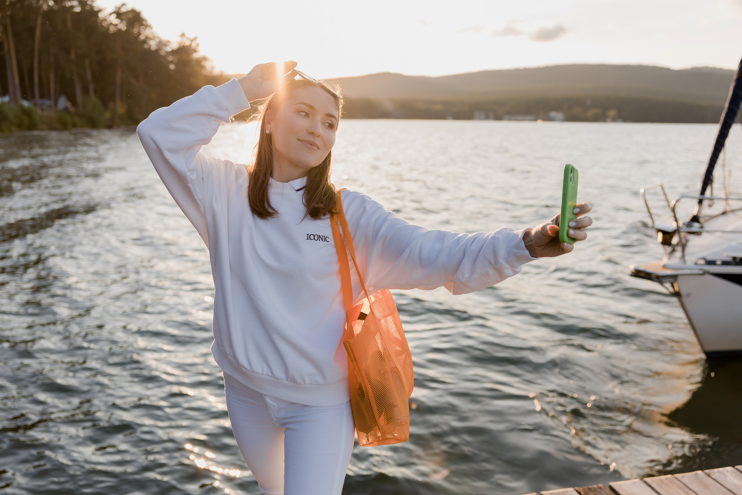 Анастасия, съёмка на яхте. Свадебный и портретный фотограф в Миассе Филиппенко Дарья