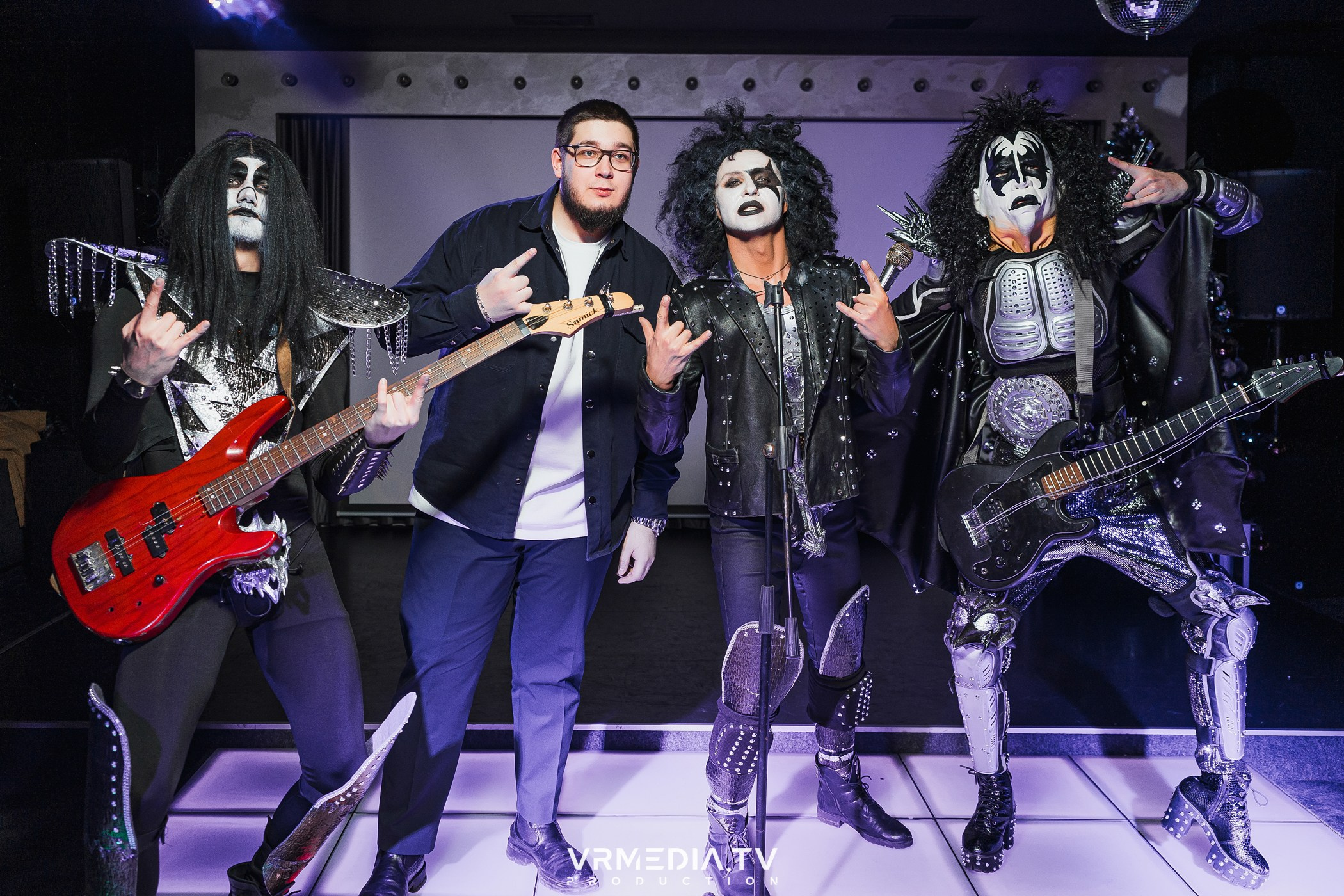 РОК-ВЕЧЕРИНКА в караоке-баре «Volna»