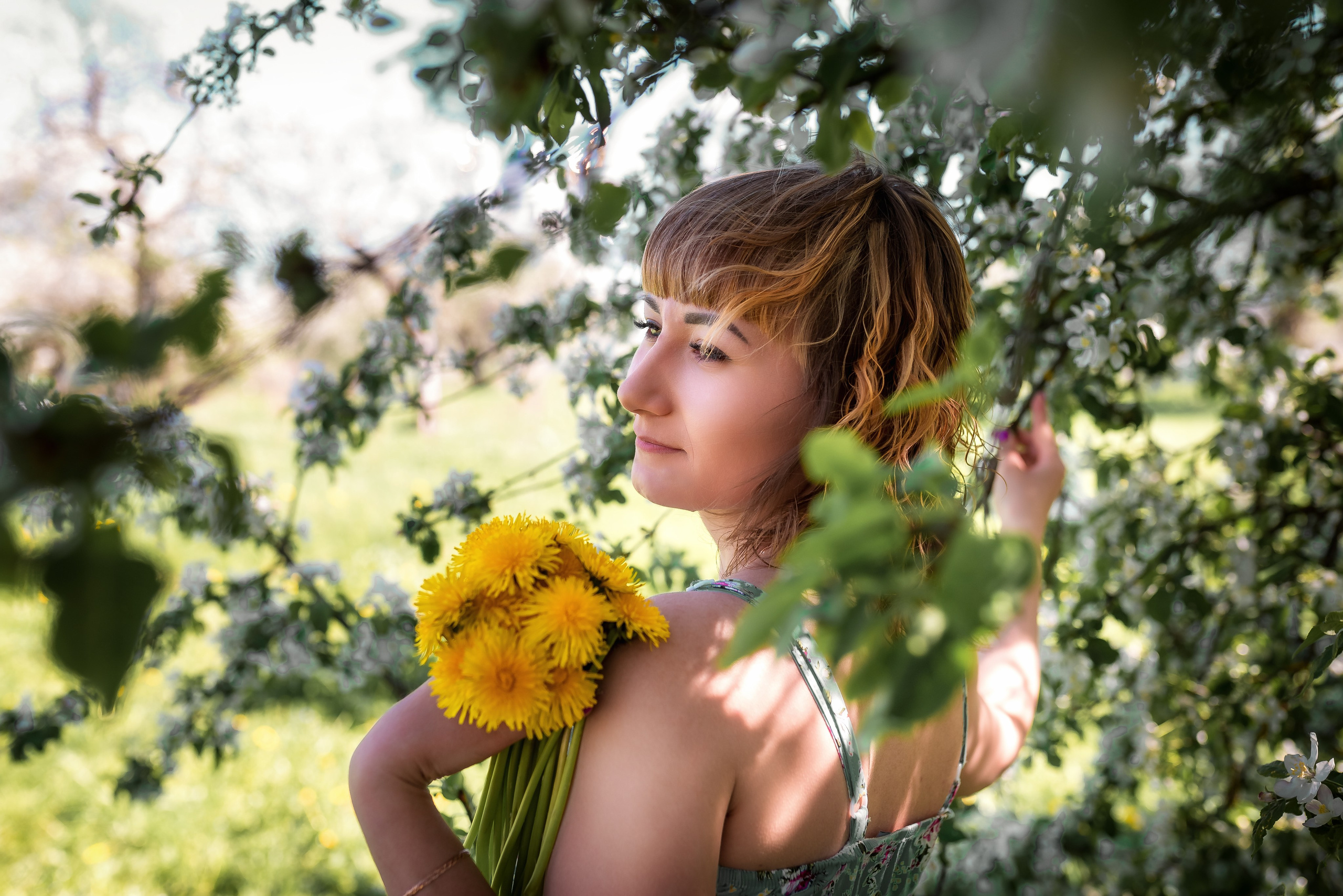 Сирень и ванна в садах. Женский фотограф Крещение Венчание Москва Брянск