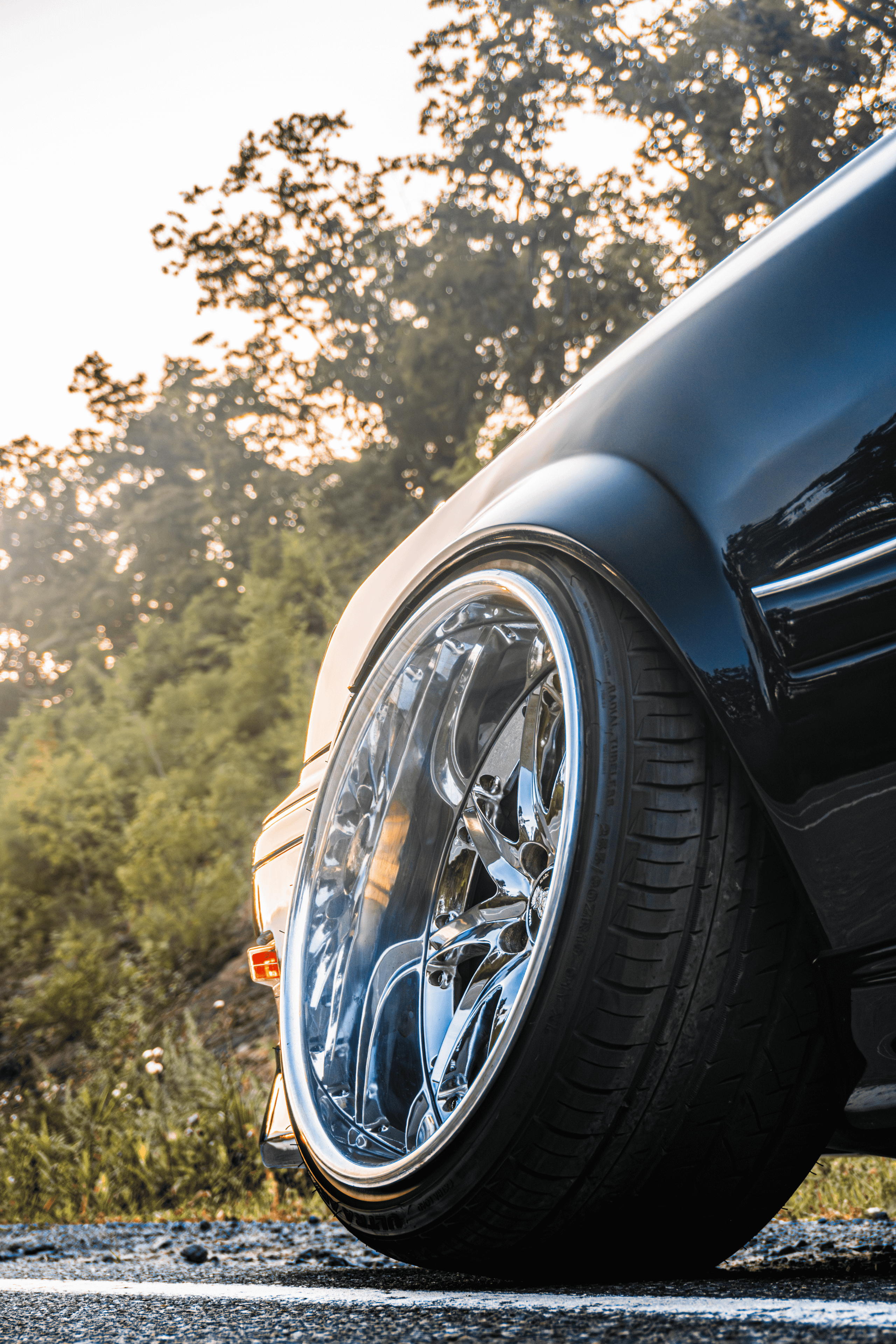 Toyota Crown S155: бриллиант в стенс-короне Владивостока