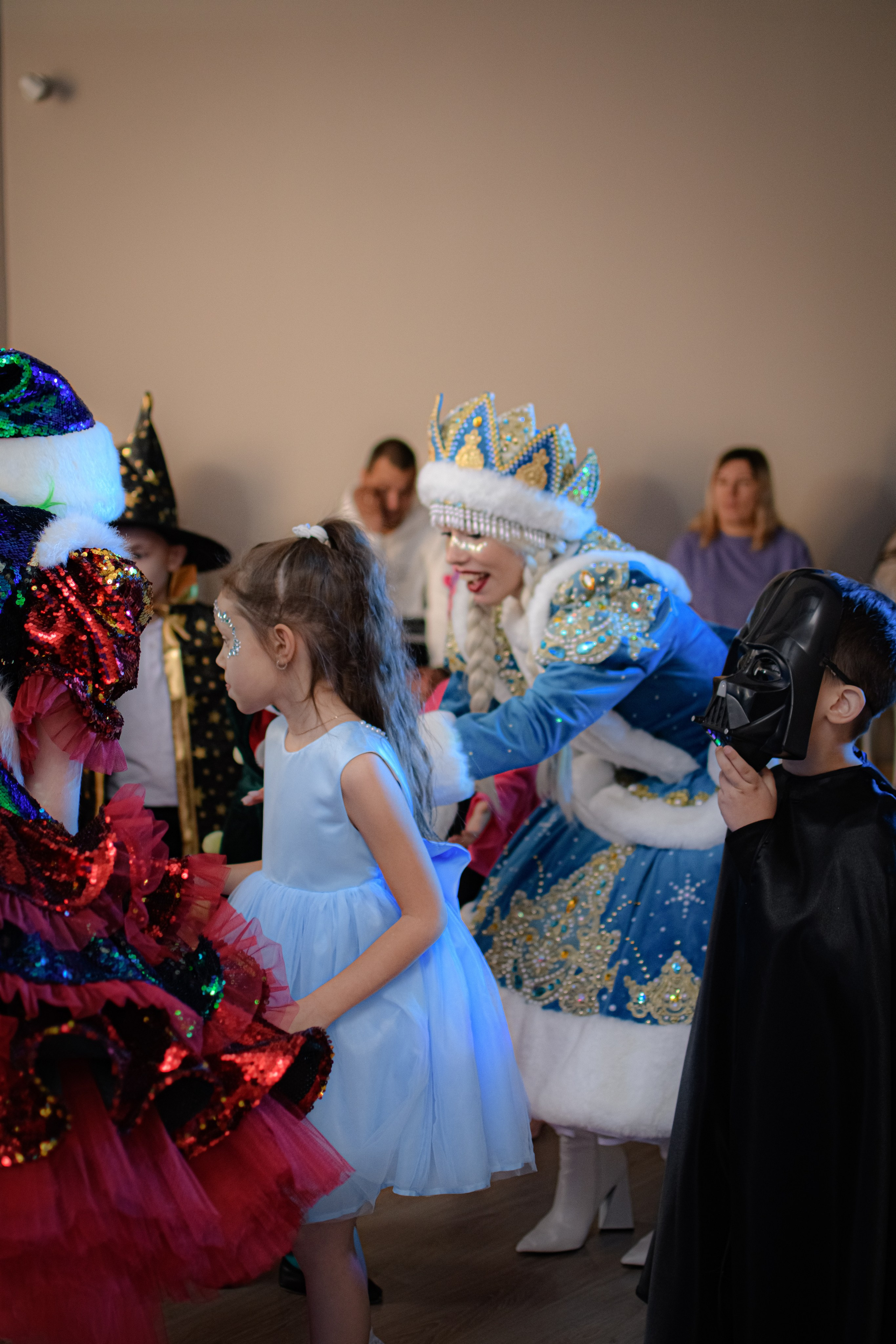 HAPPY NEW YEAR. Photokarish