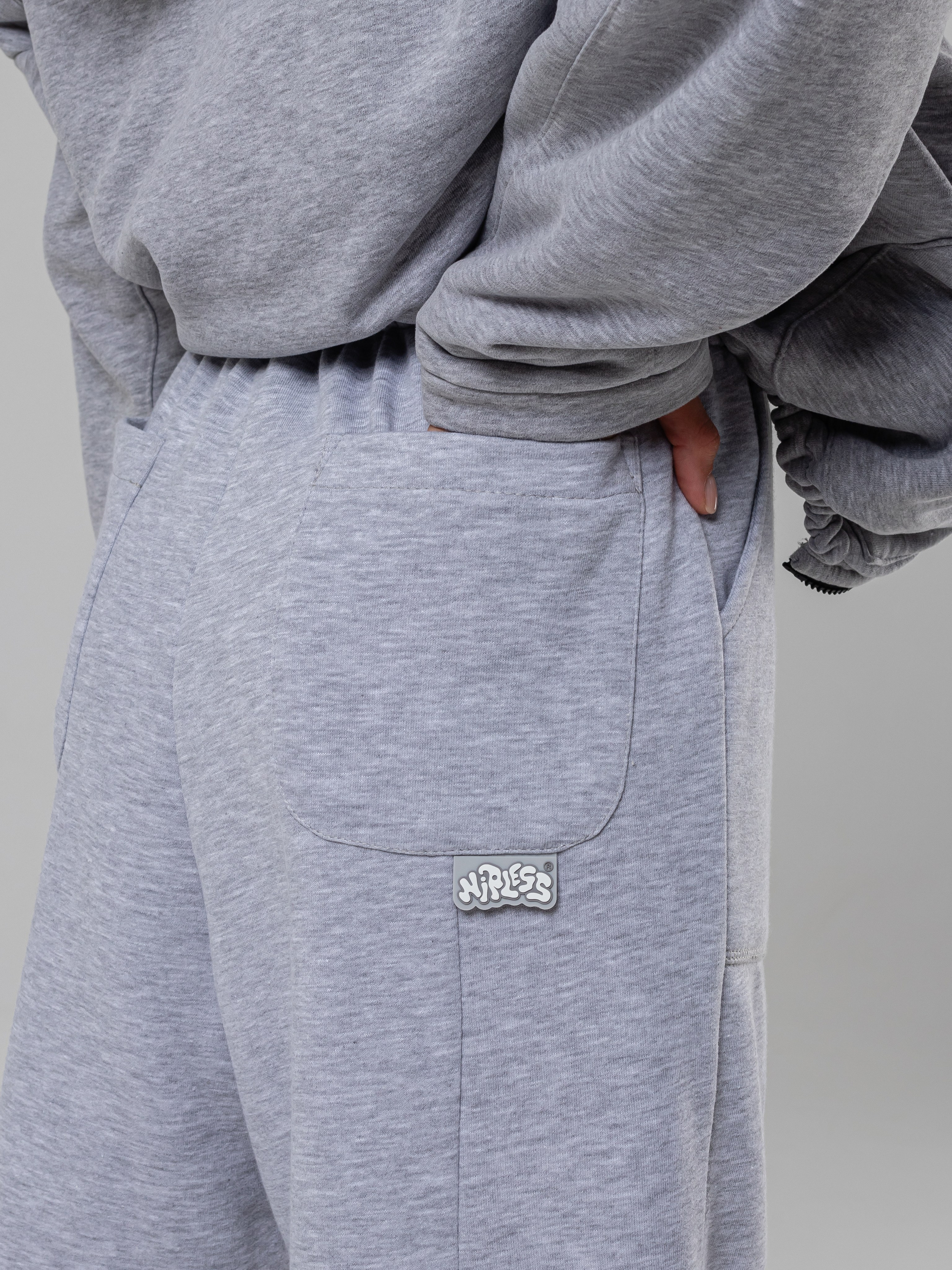 Худи и штаны. Фотограф в Краснодаре Арина Кудряшова