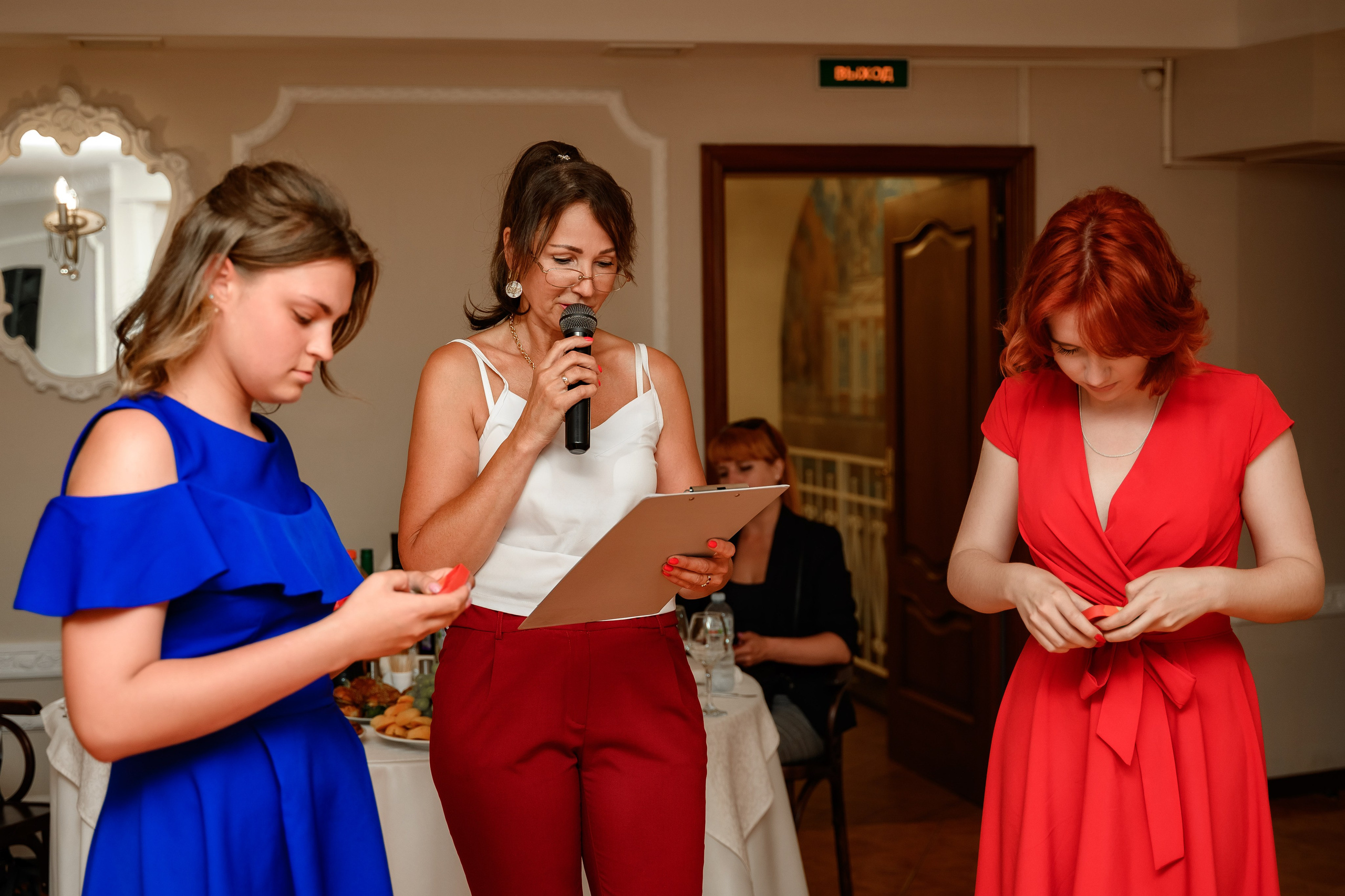 Фотограф на выпускной. Фотосъёмка для школьников и студентов в Санкт-Петербурге. Фотограф Алексей Лукин. Свадьба, мероприятие, корпоратив, юбилей, фотосессия, портрет. Фотосъёмка в Санкт-Петербурге. Ретушь фотографий