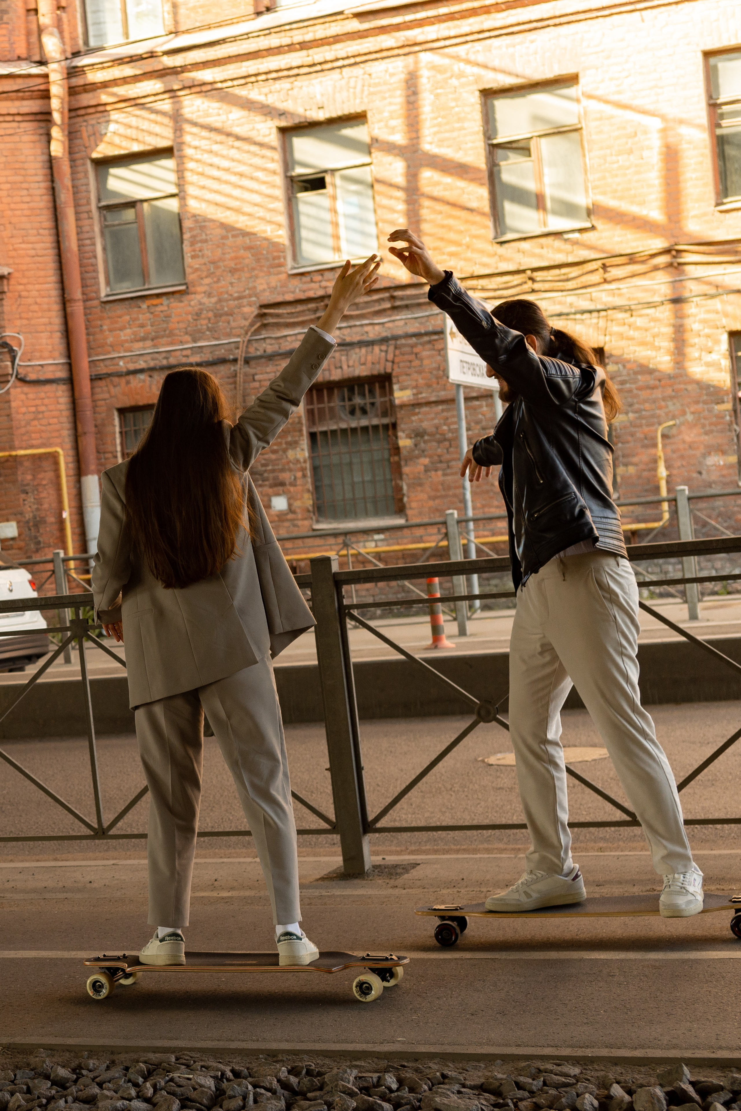 Фотограф Романова Екатерина. Прогулочная фотосессия. Фотосессия лавстори. Парная съемка в Петербурге. Мост Бетанкура.