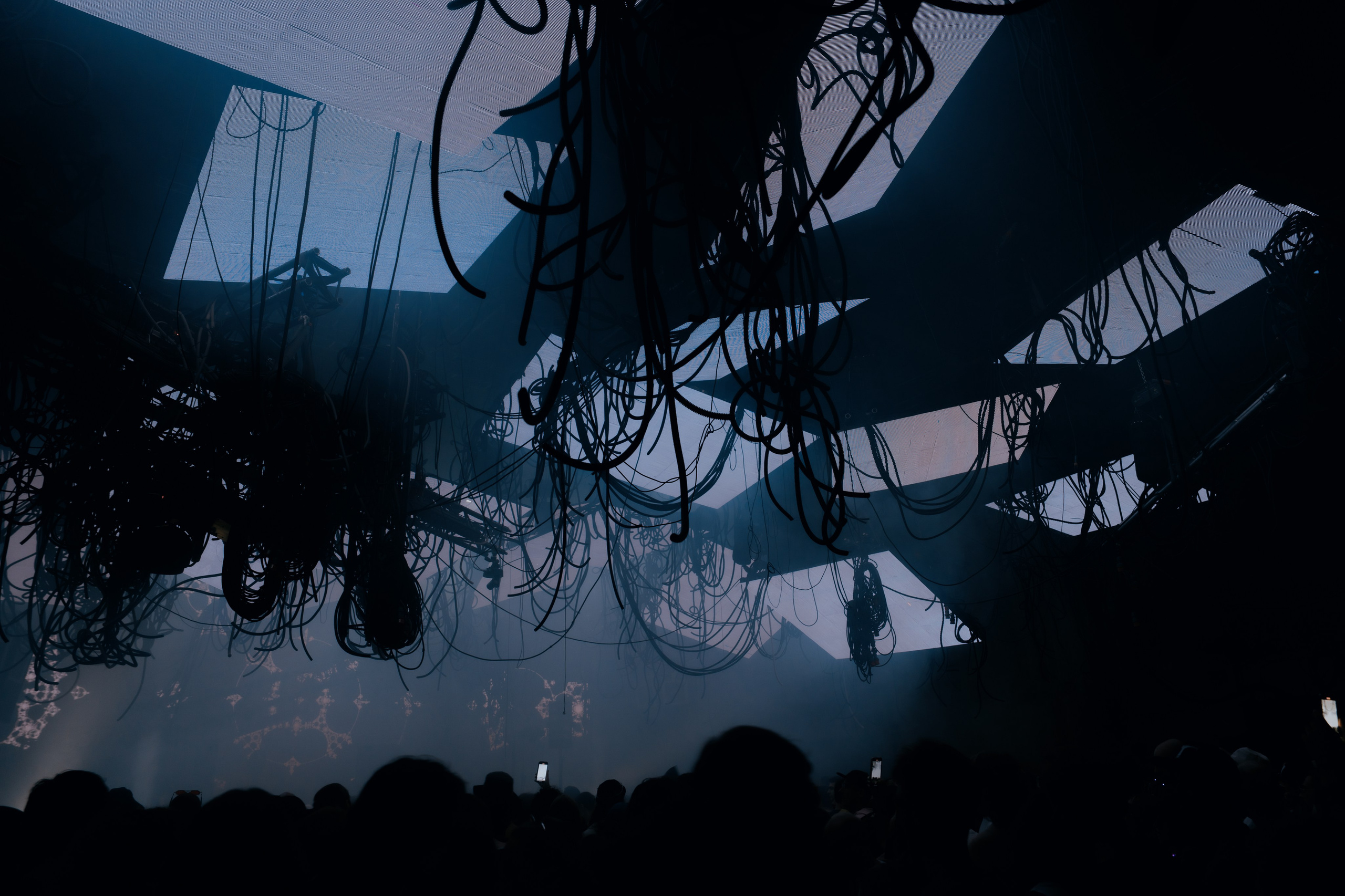 Outline 2024. @tomrus: Рустам Шагиморданов — фотограф