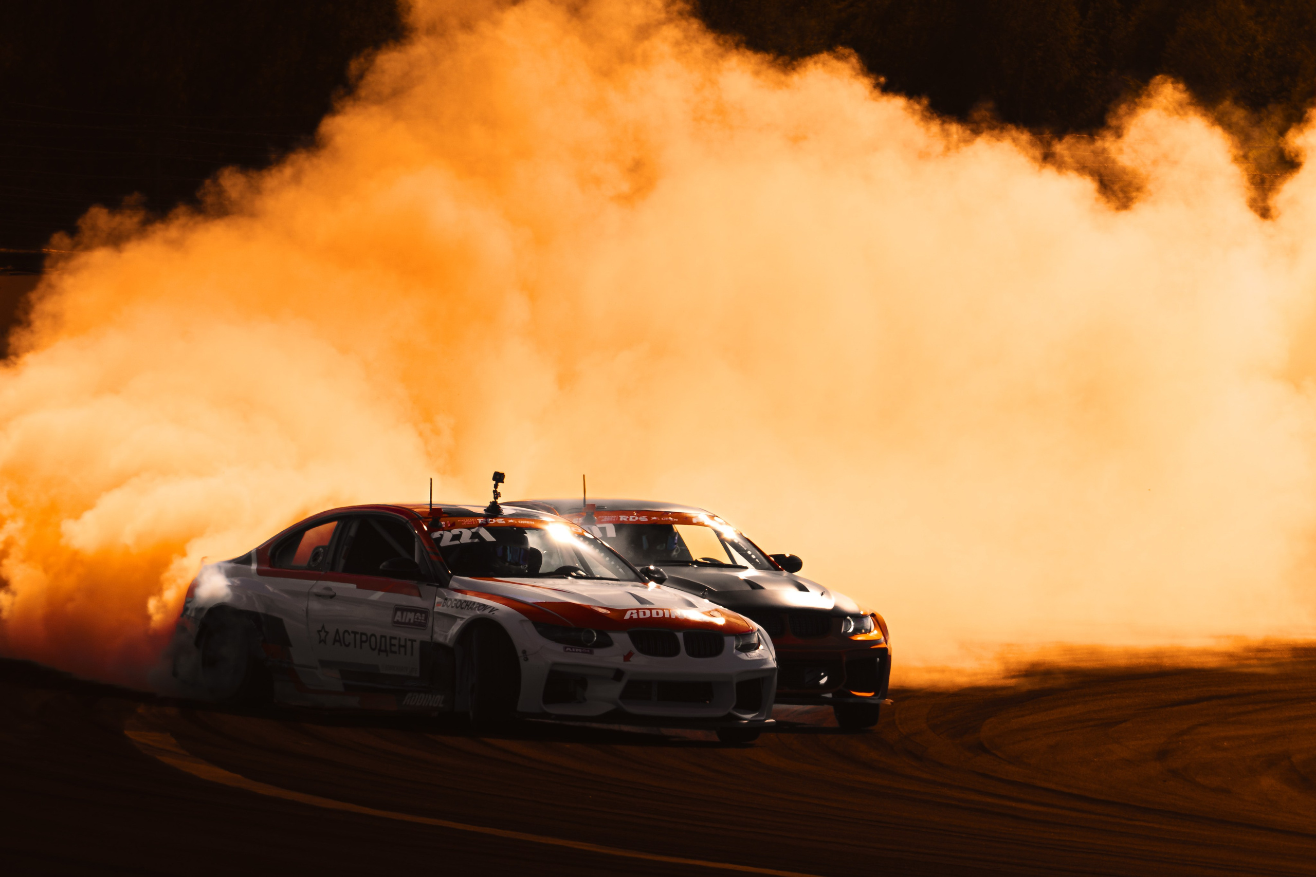 Автомобильный фотограф в Москве Иван Петушков