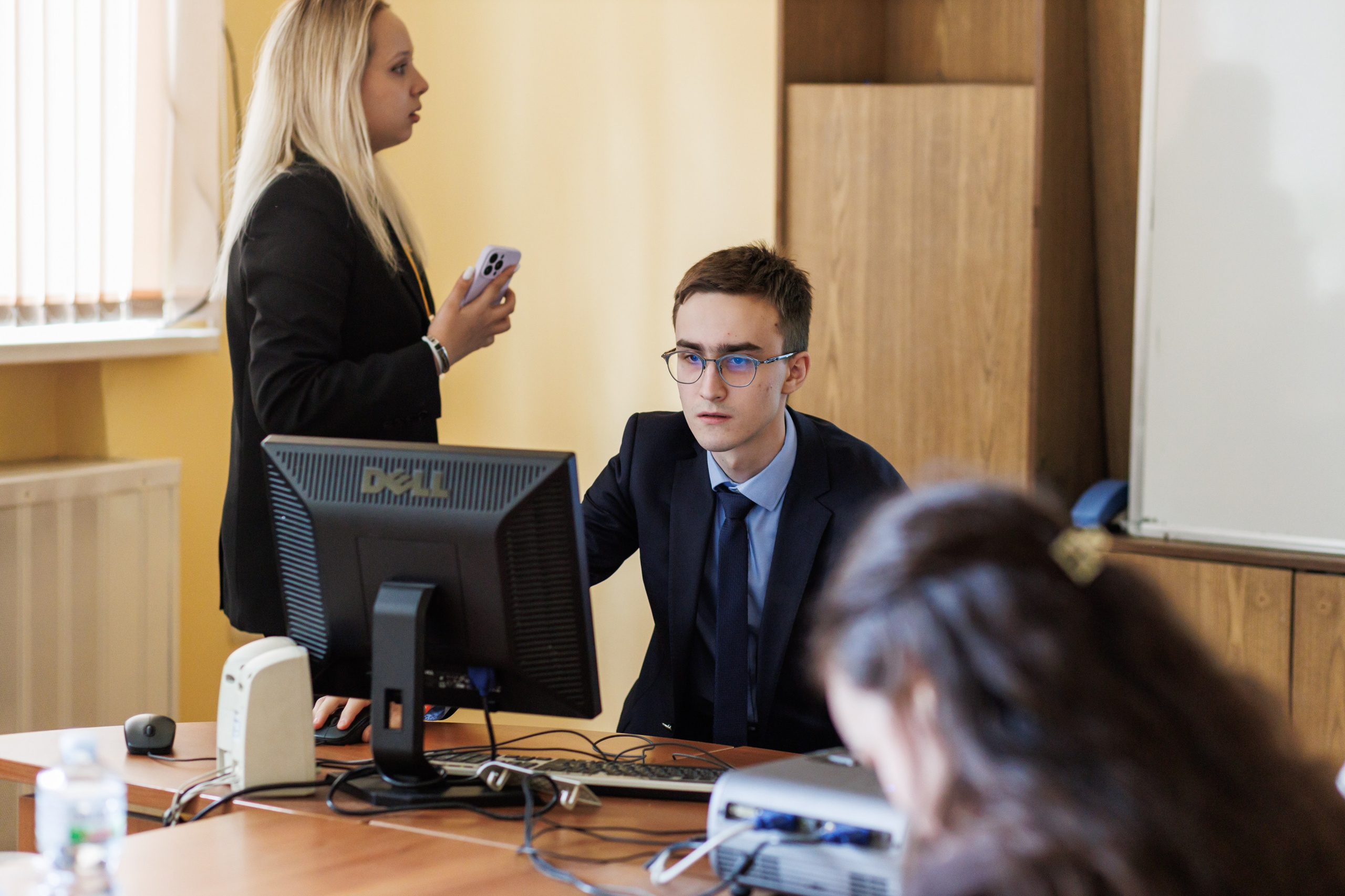 МАЭФ 2025. Фотограф в Москве Дмитрий Емельянов