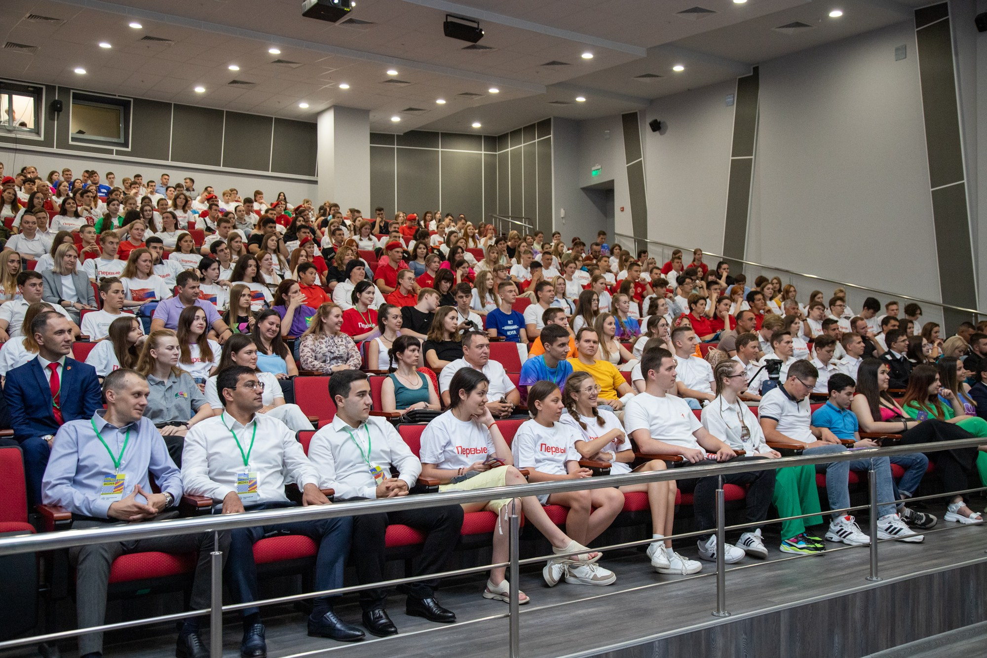 Краевой День молодёжи в Краснодаре 2023. Репортажный, промышленный и маркетплейс-фотограф Дмитрий Чернат