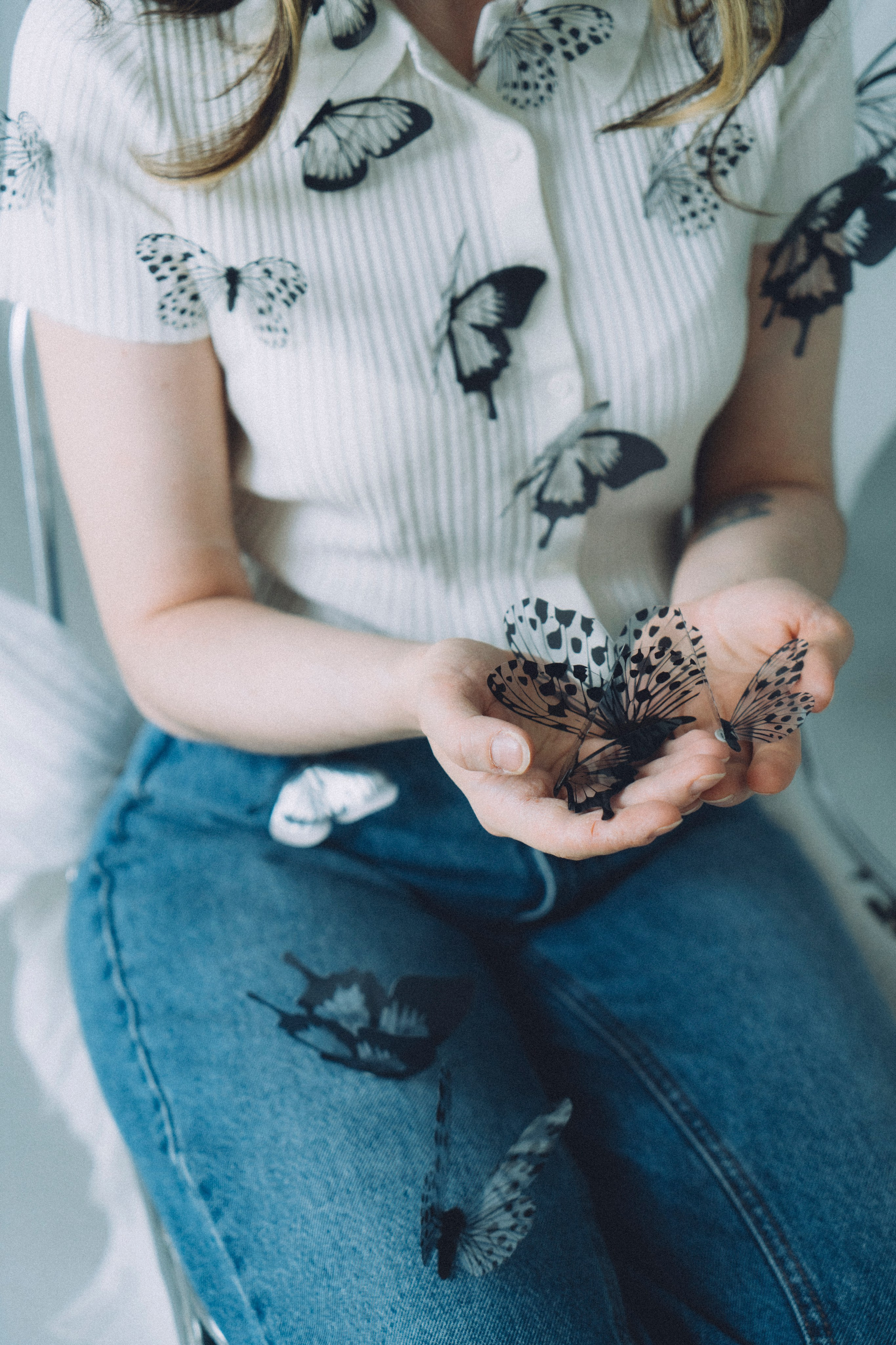 Портретная мини фотосессия в студии в Санкт-петербурге с бабочками. Светлана Гопанюк. Портретный фотограф. Санкт-Петербург. СПб