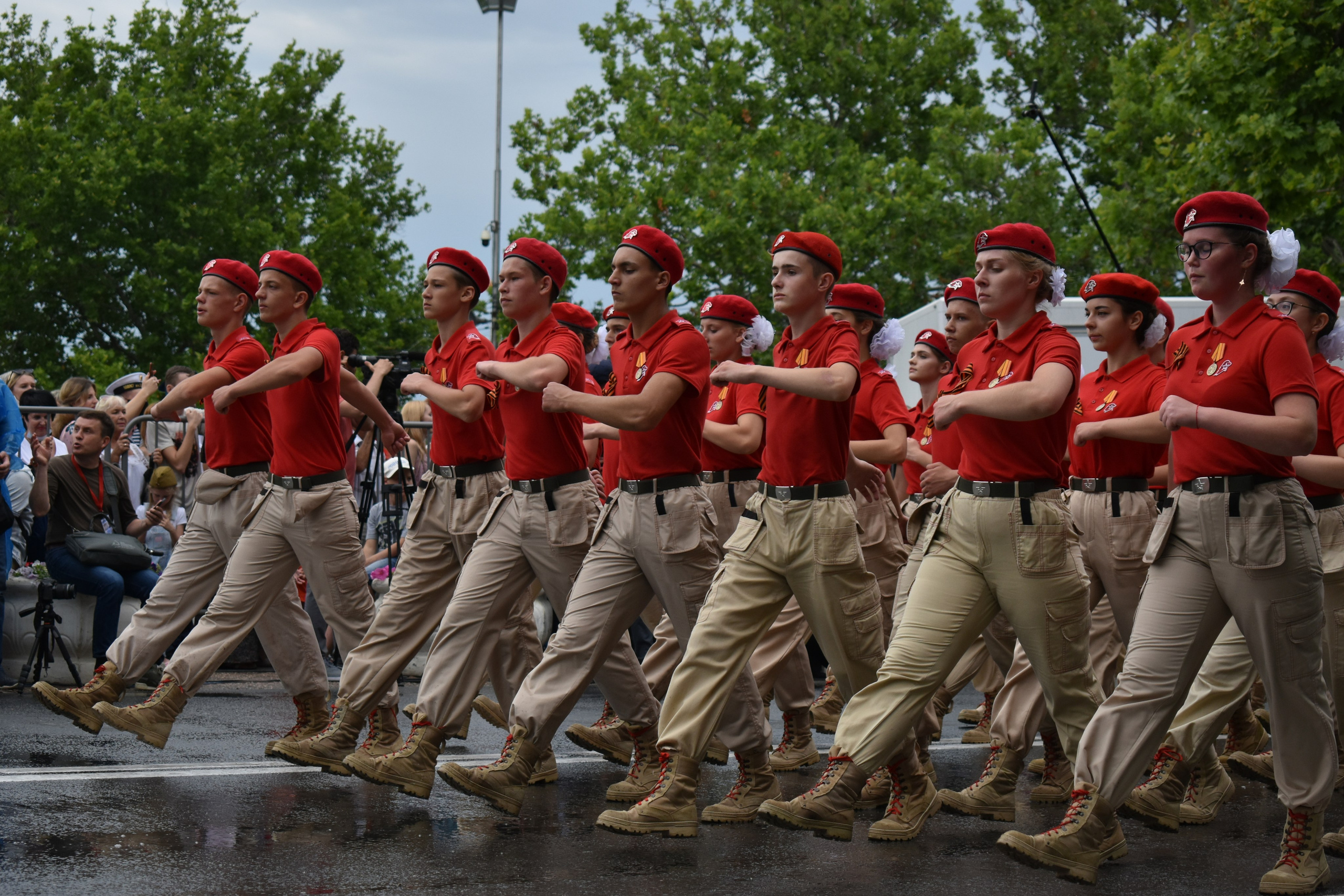 Парад Победы. Фотограф-ретушер в Крыму Юля Лобурец