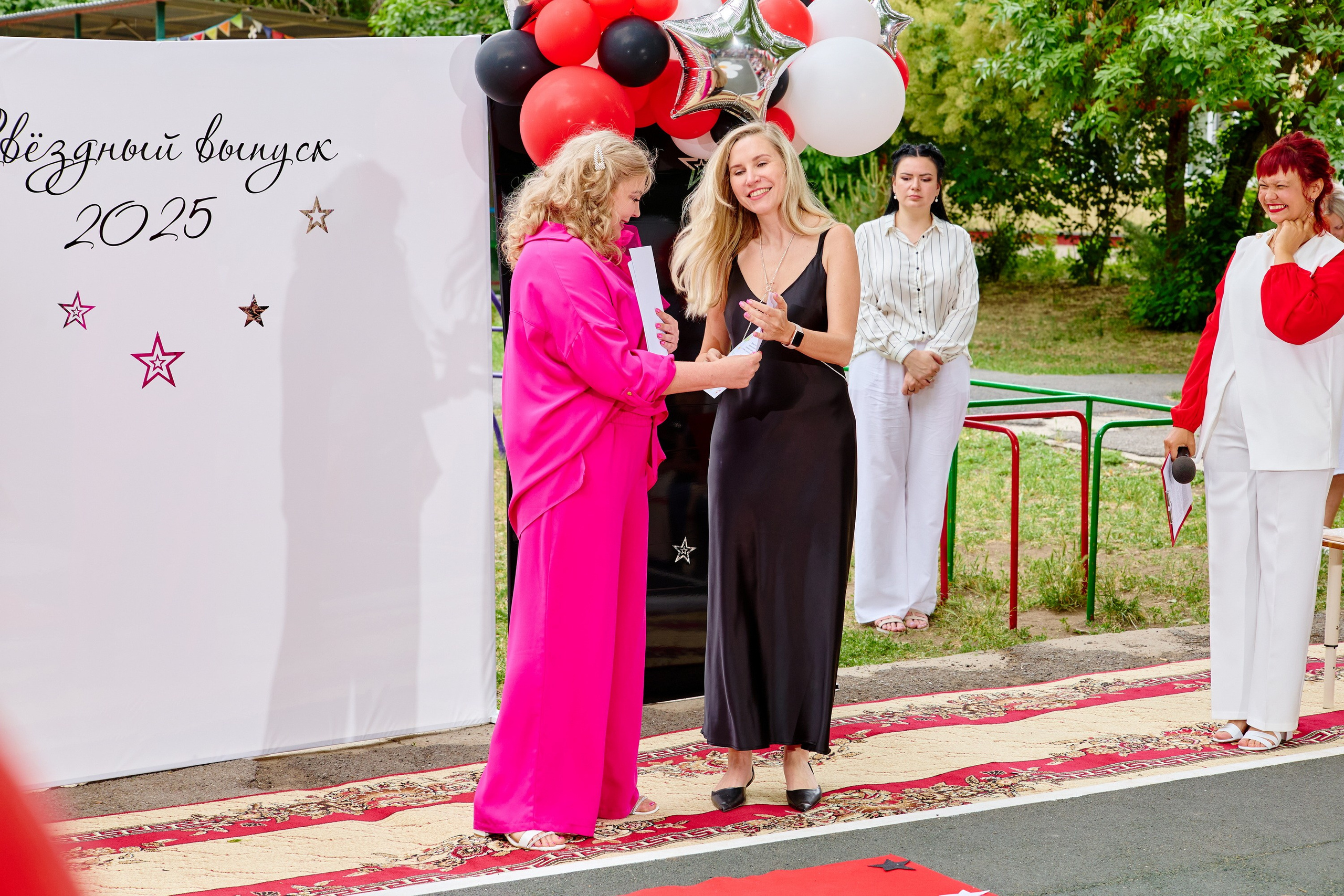 Выпускной 45 сад. Фотограф Выпускные альбомы Таганрог Сергей Коробченко