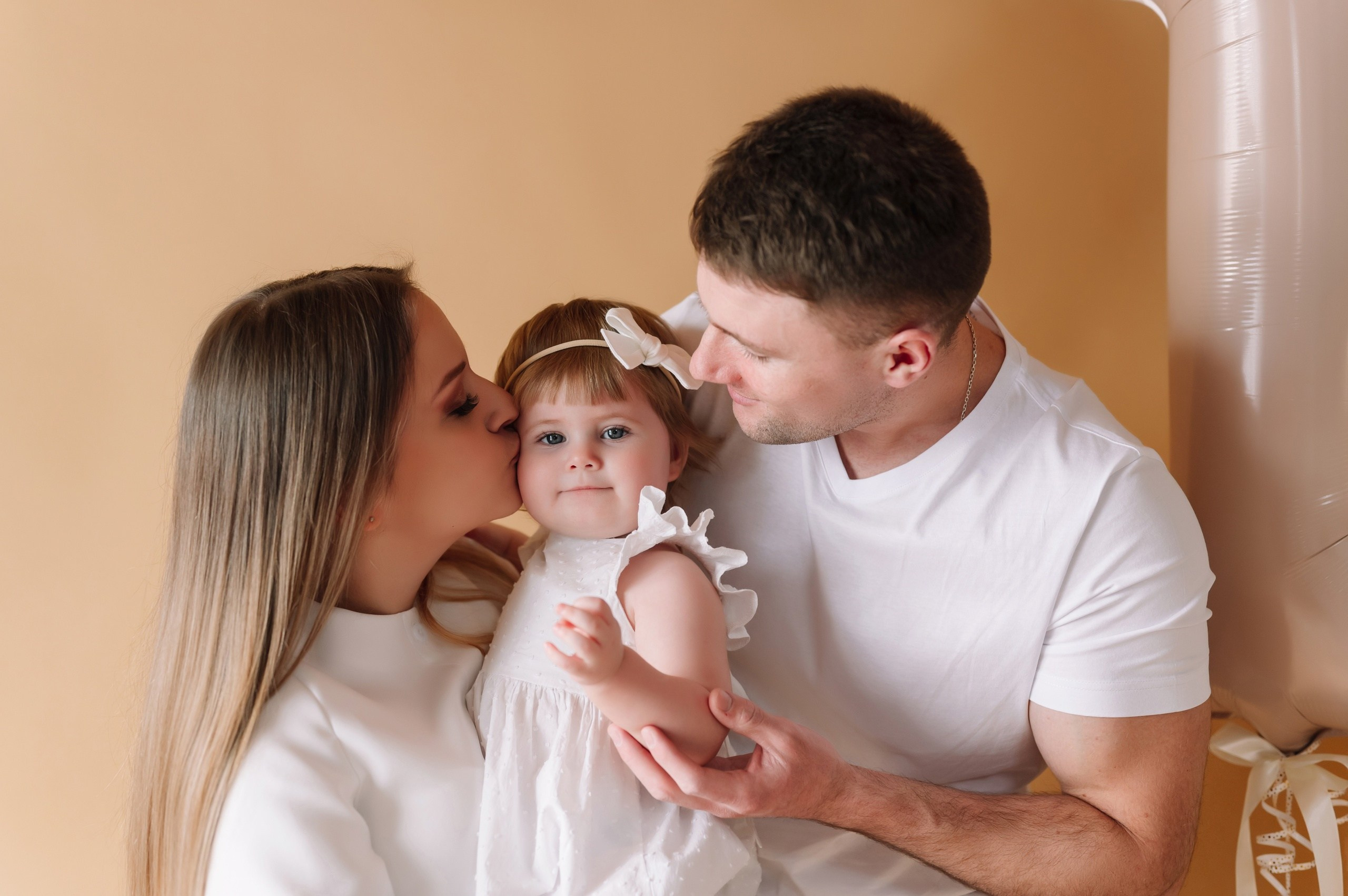 Анна, Николай и Кира. Семейный и свадебный фотограф в Миассе Регина Малахова