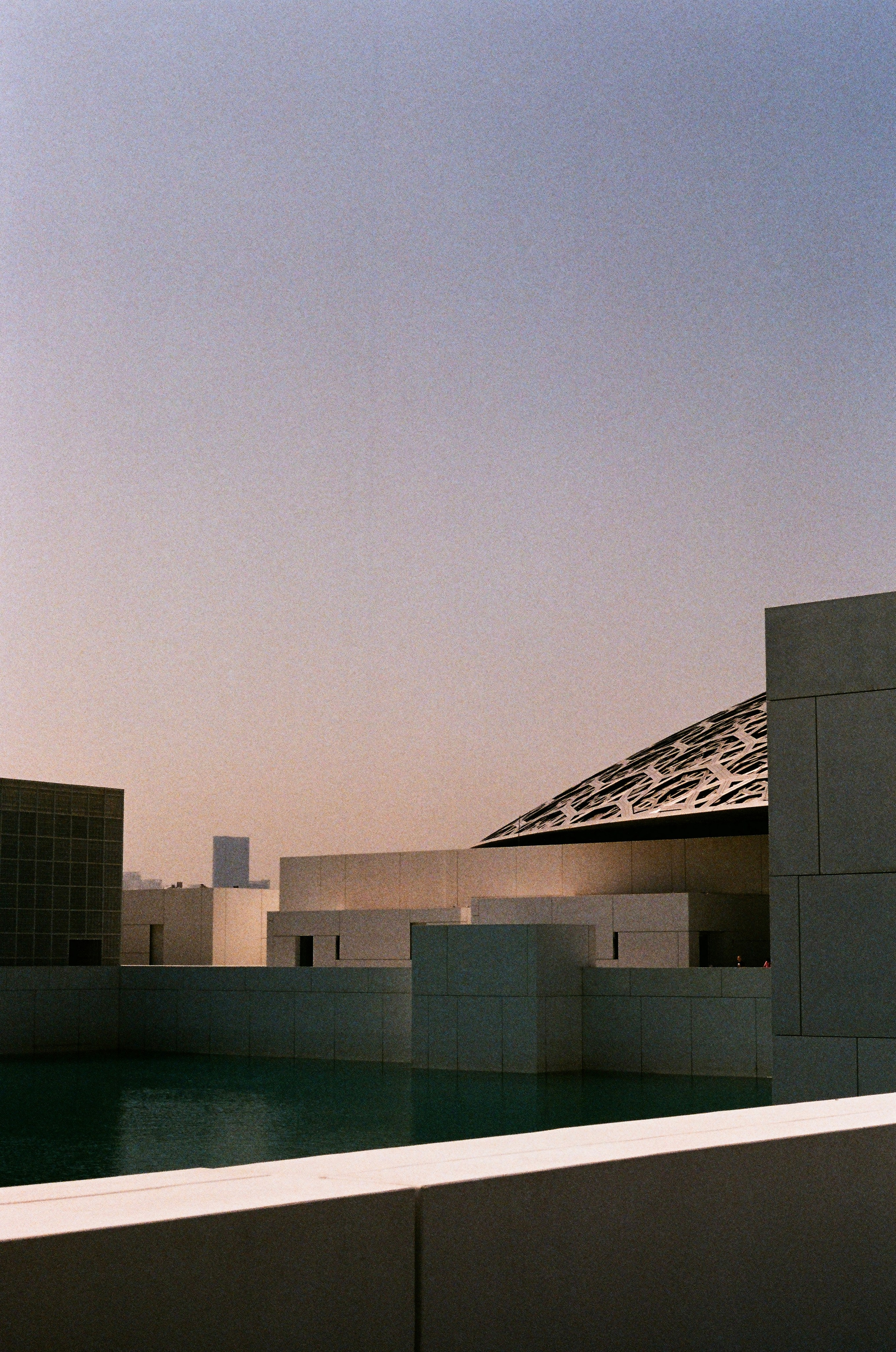 Louvre Abu Dhabi. Tatiana Darina — film photographer in St. Petersburg