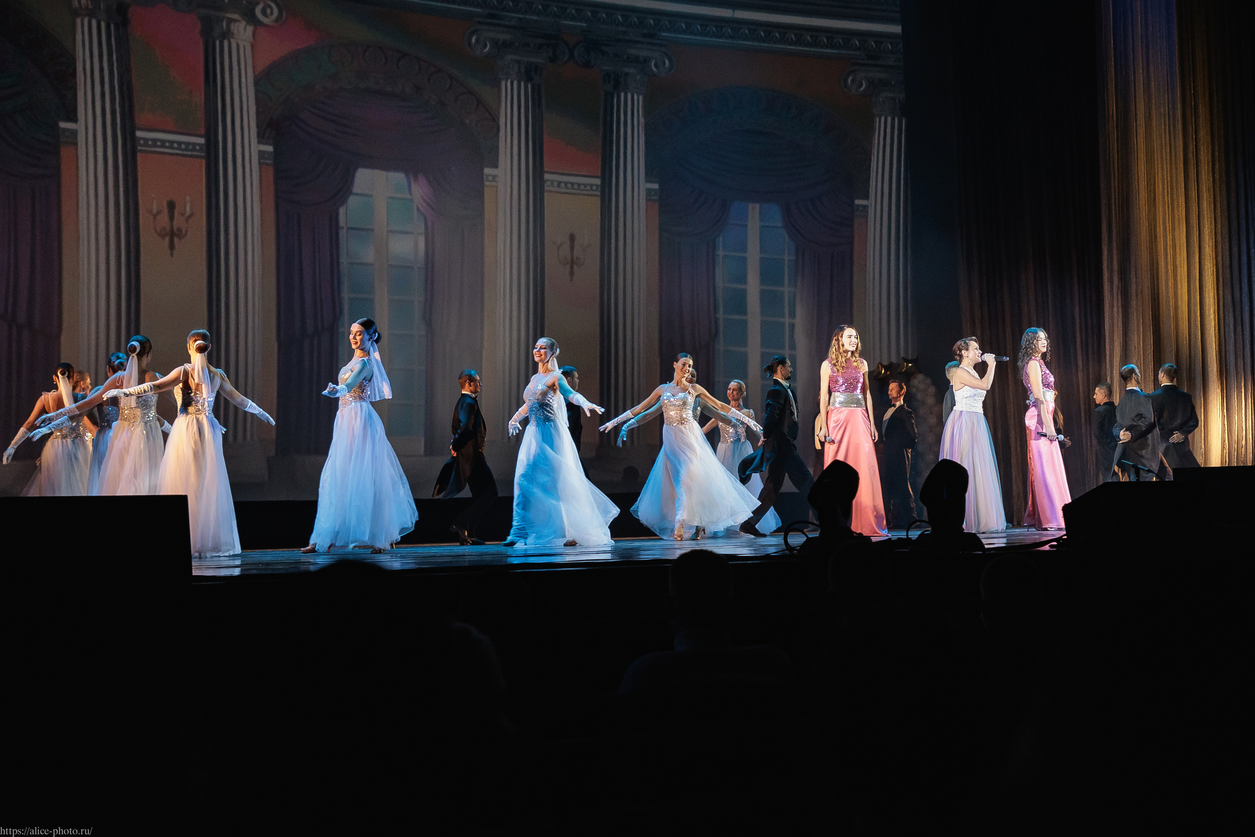 Репортаж БКЗ Октябрьский. Семейный фотограф в Санкт-Петербурге, Портретист, Алиса Фотограф