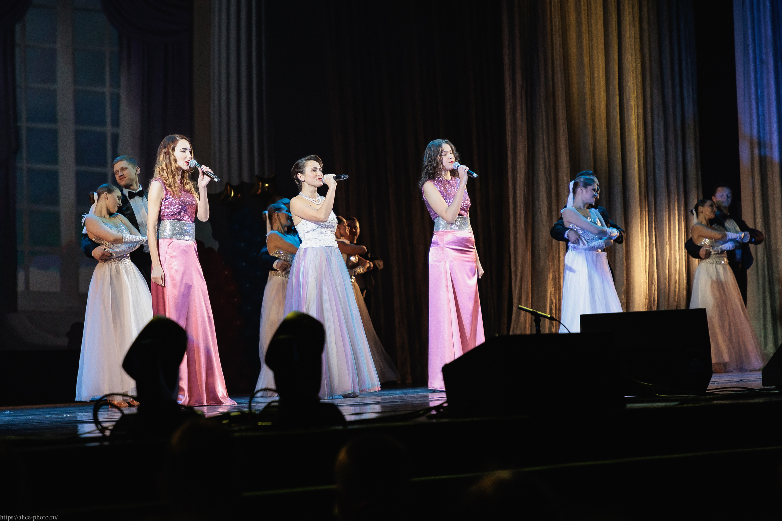 Репортаж БКЗ Октябрьский. Семейный фотограф в Санкт-Петербурге, Портретист, Алиса Фотограф