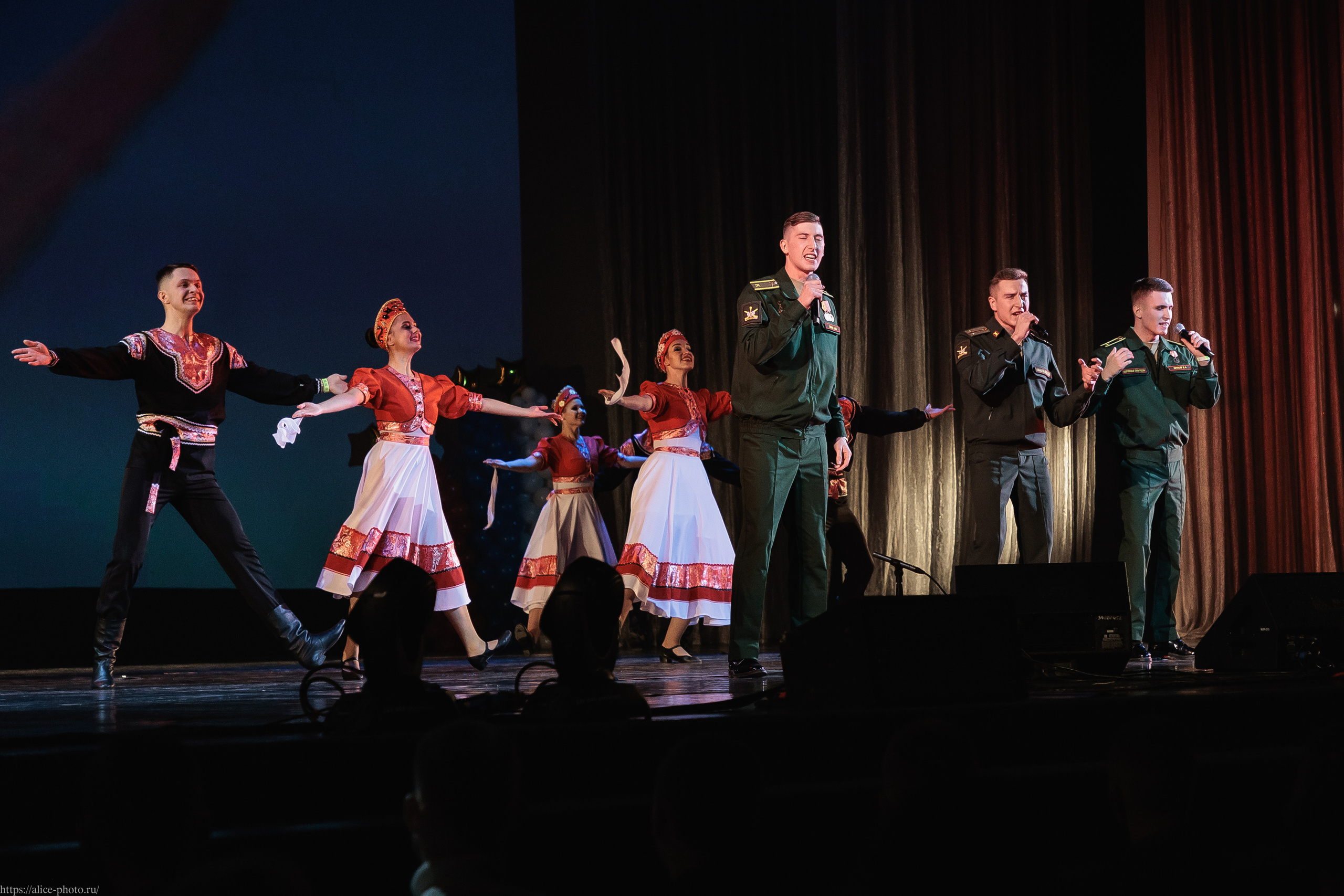 Репортаж БКЗ Октябрьский. Семейный фотограф в Санкт-Петербурге, Портретист, Алиса Фотограф