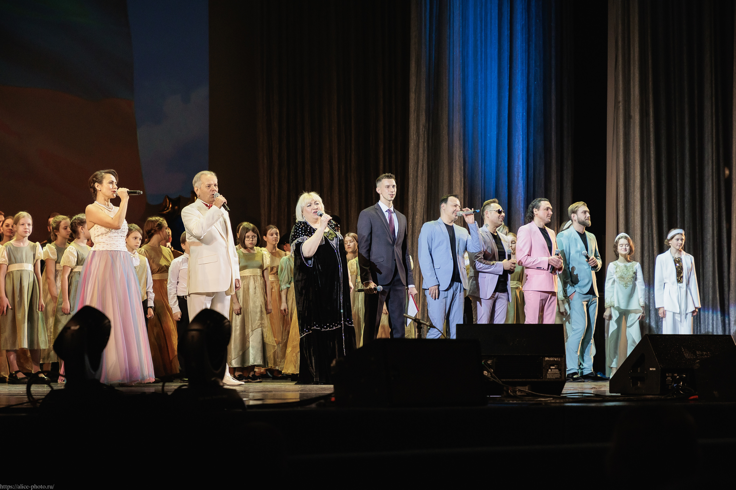 Репортаж БКЗ Октябрьский. Семейный фотограф в Санкт-Петербурге, Портретист, Алиса Фотограф