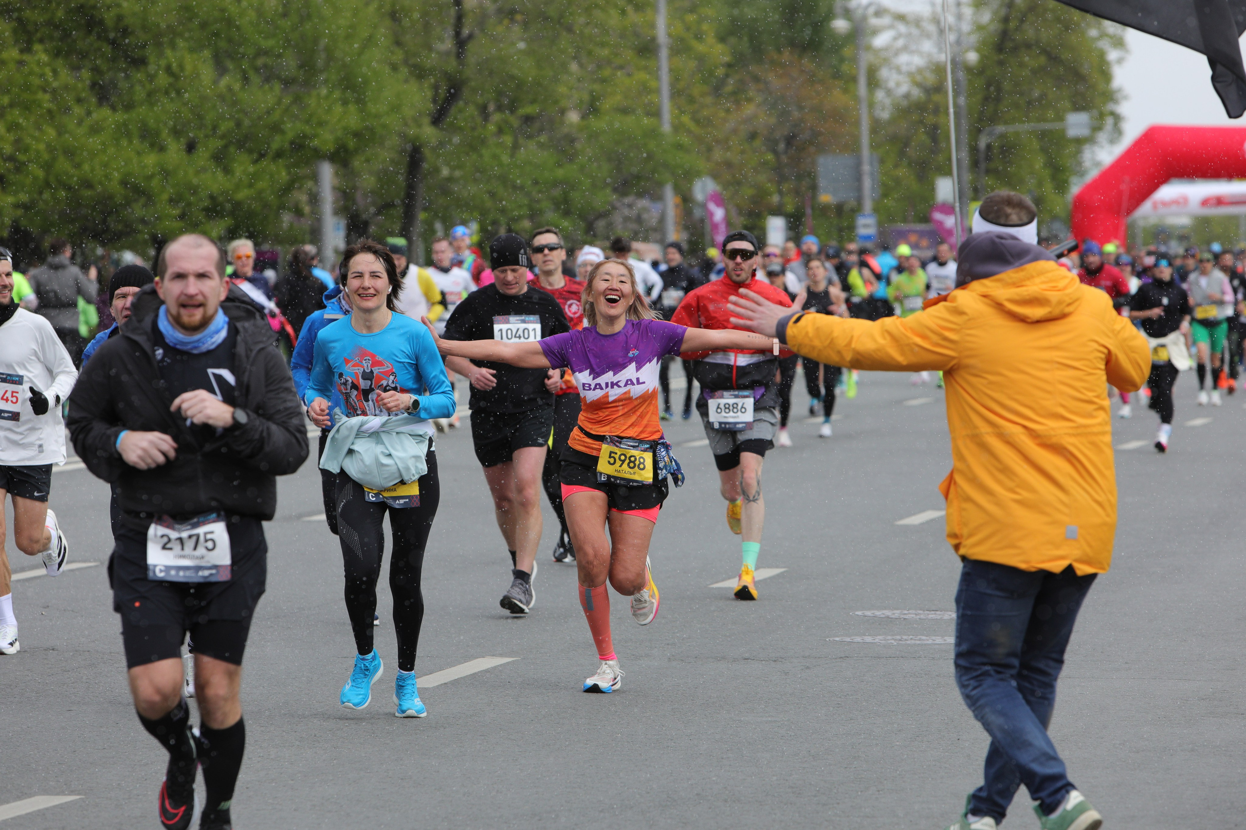 Московский полумарафон 27.04.25. Фотограф Сергей Ловкий