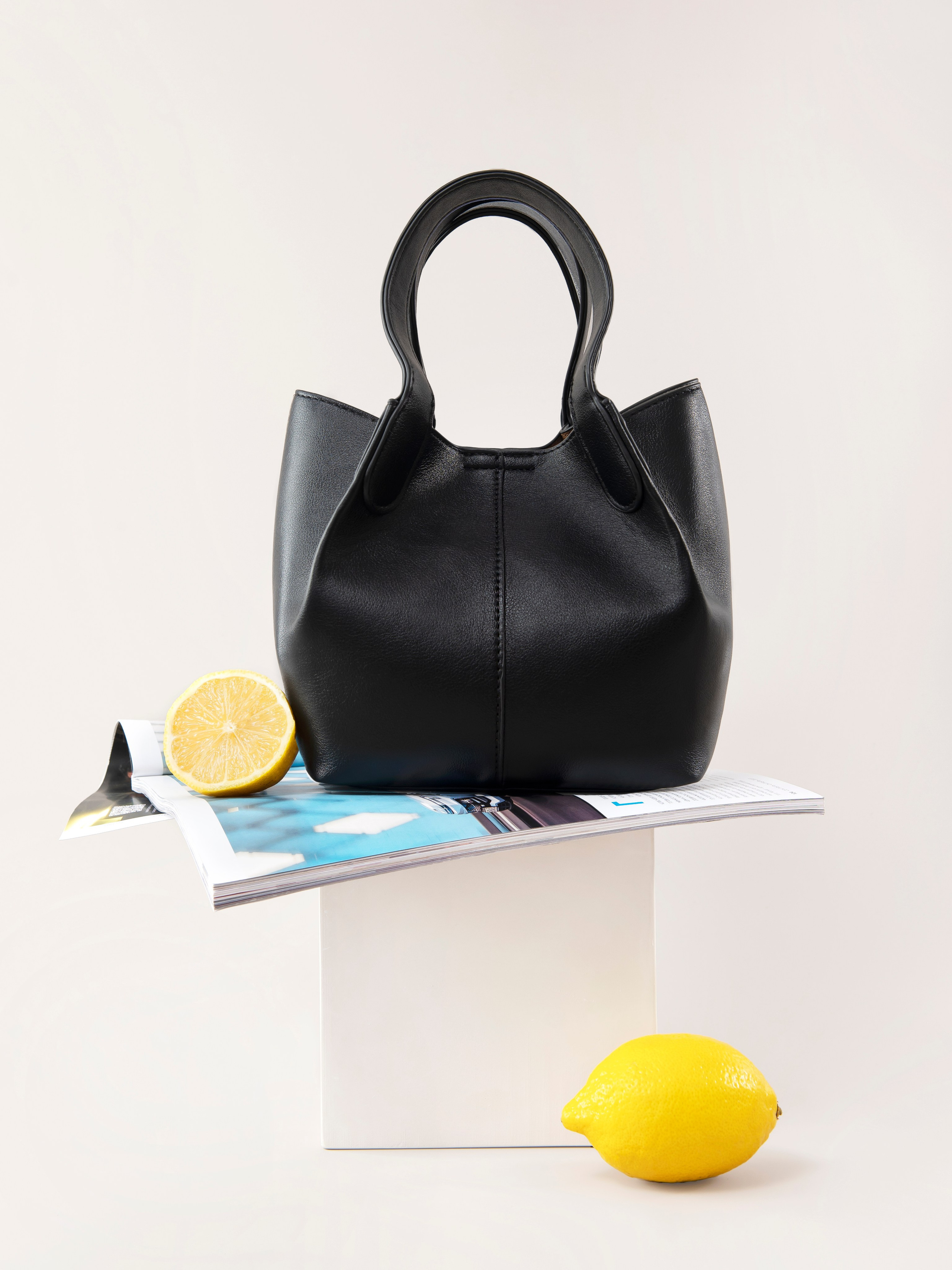 Фотосъемка обуви и сумок. Предметный фотограф Москва и МО Надежда Чуднова