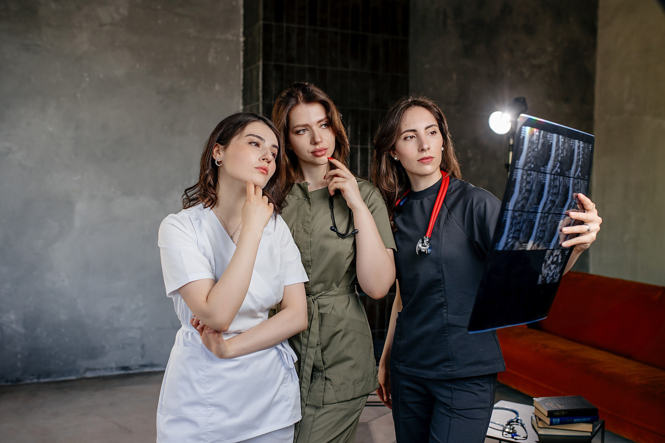 Студенты. Выпускные альбомы