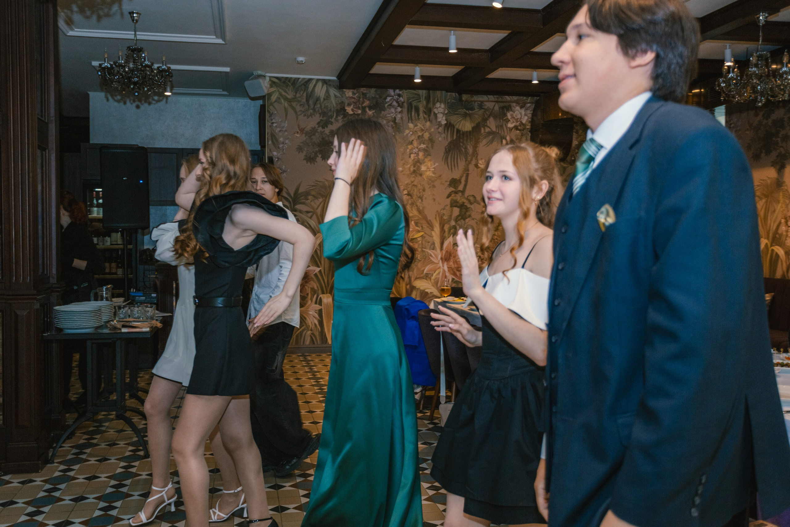 Выпускной 11 класс. Семейный и художественный фотограф в Тюмени Юлия Логинова