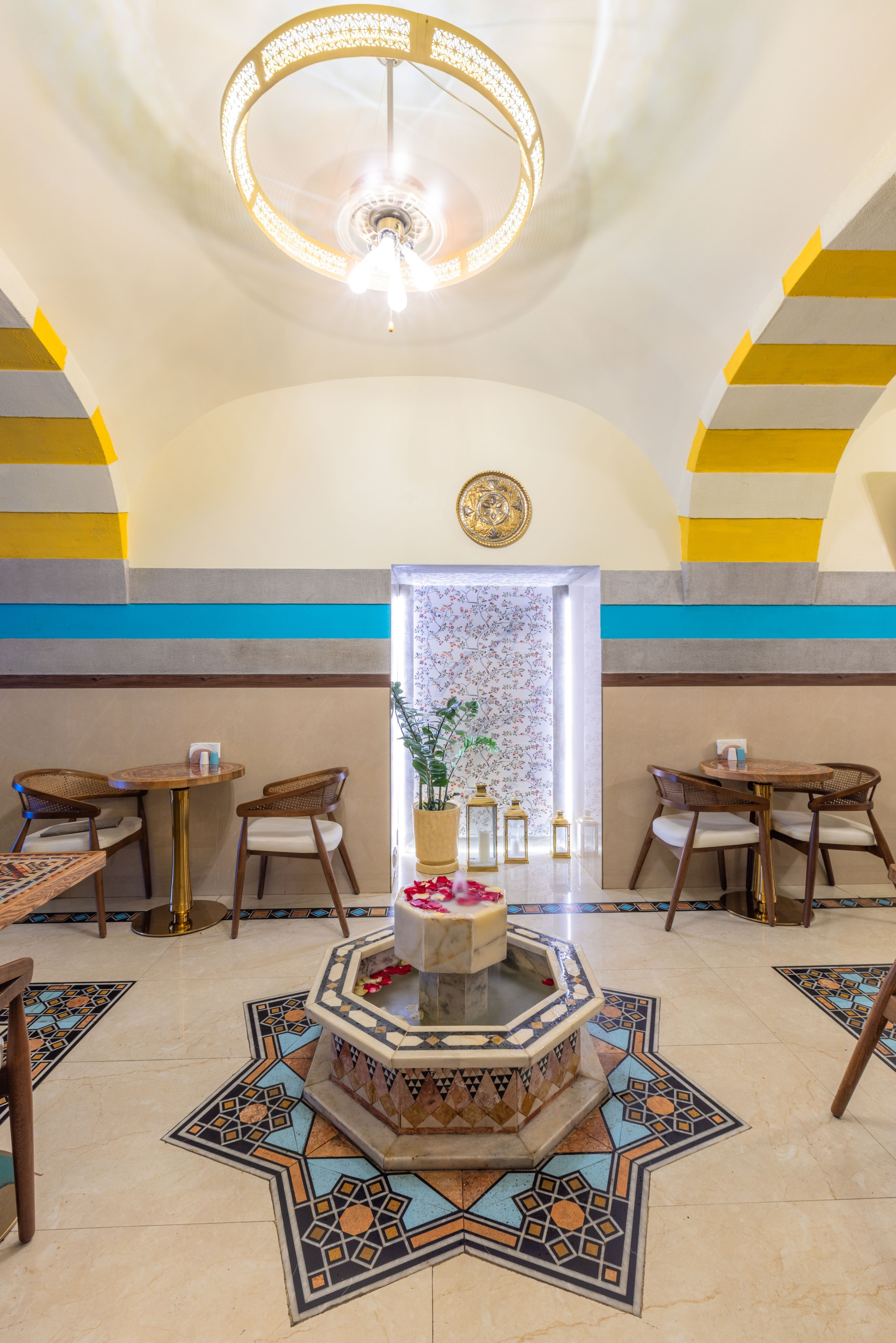 Фотосъёмка интерьера — Ресторана Ливанской Кухни «ADAM». Рекламный, предметный, репортажный, семейный фотограф и художник в Москве