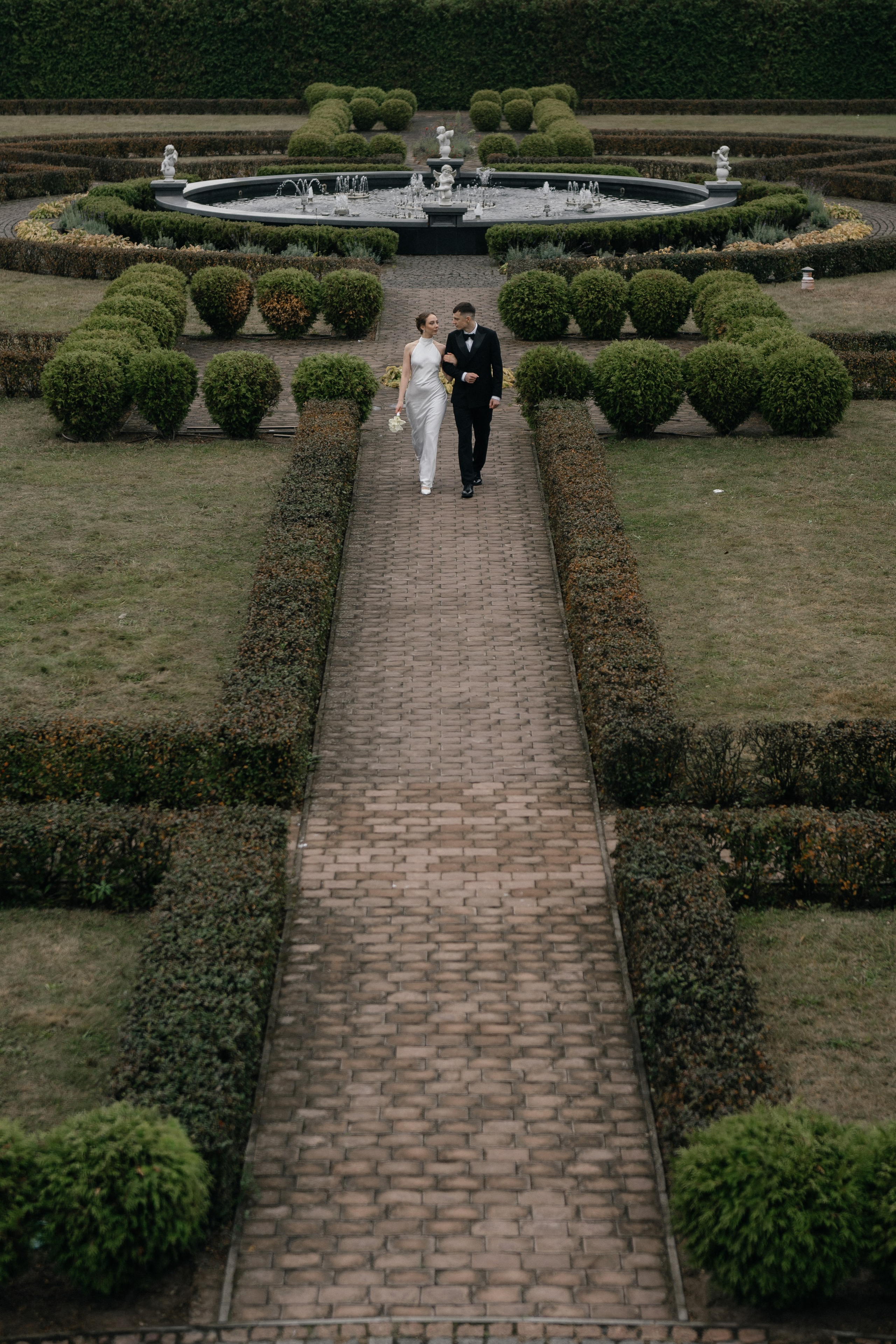 Wedding day in Martinique Bar. Wedding PHOTOGRAPHER Andrew Vnukov